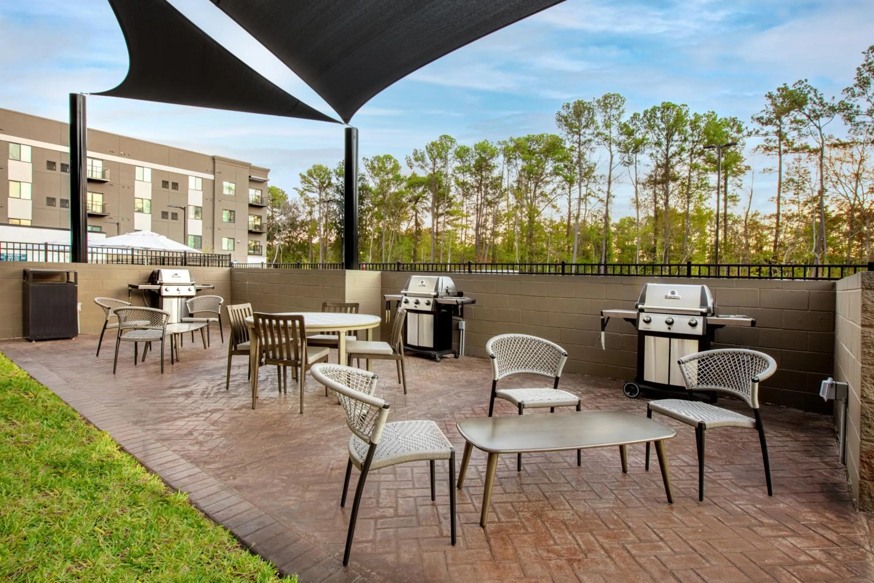 BBQ facilities in WaterWalk Extended Stay by Wyndham Jacksonville Deerwood Pk