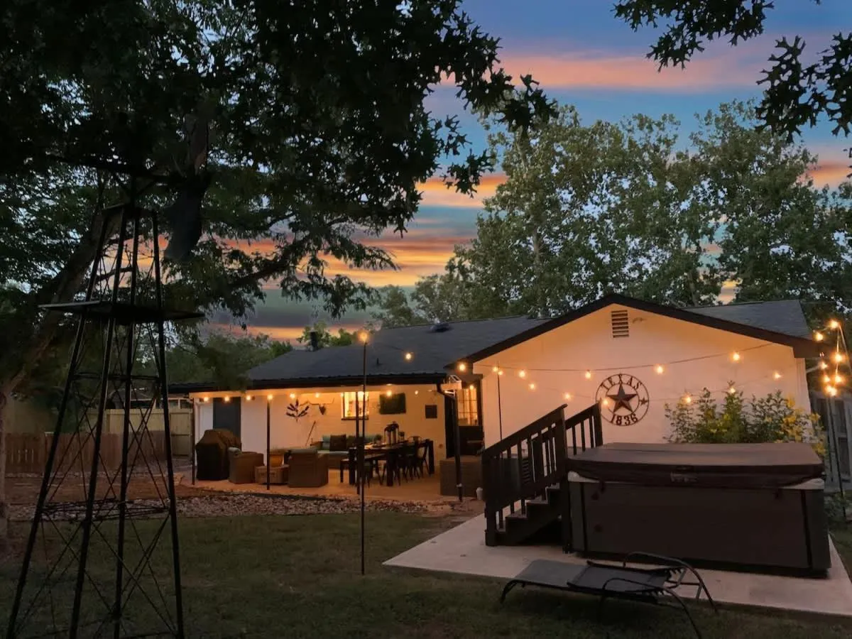 Other in Bayer Guest Haus-Hot Tub and Fire Pit