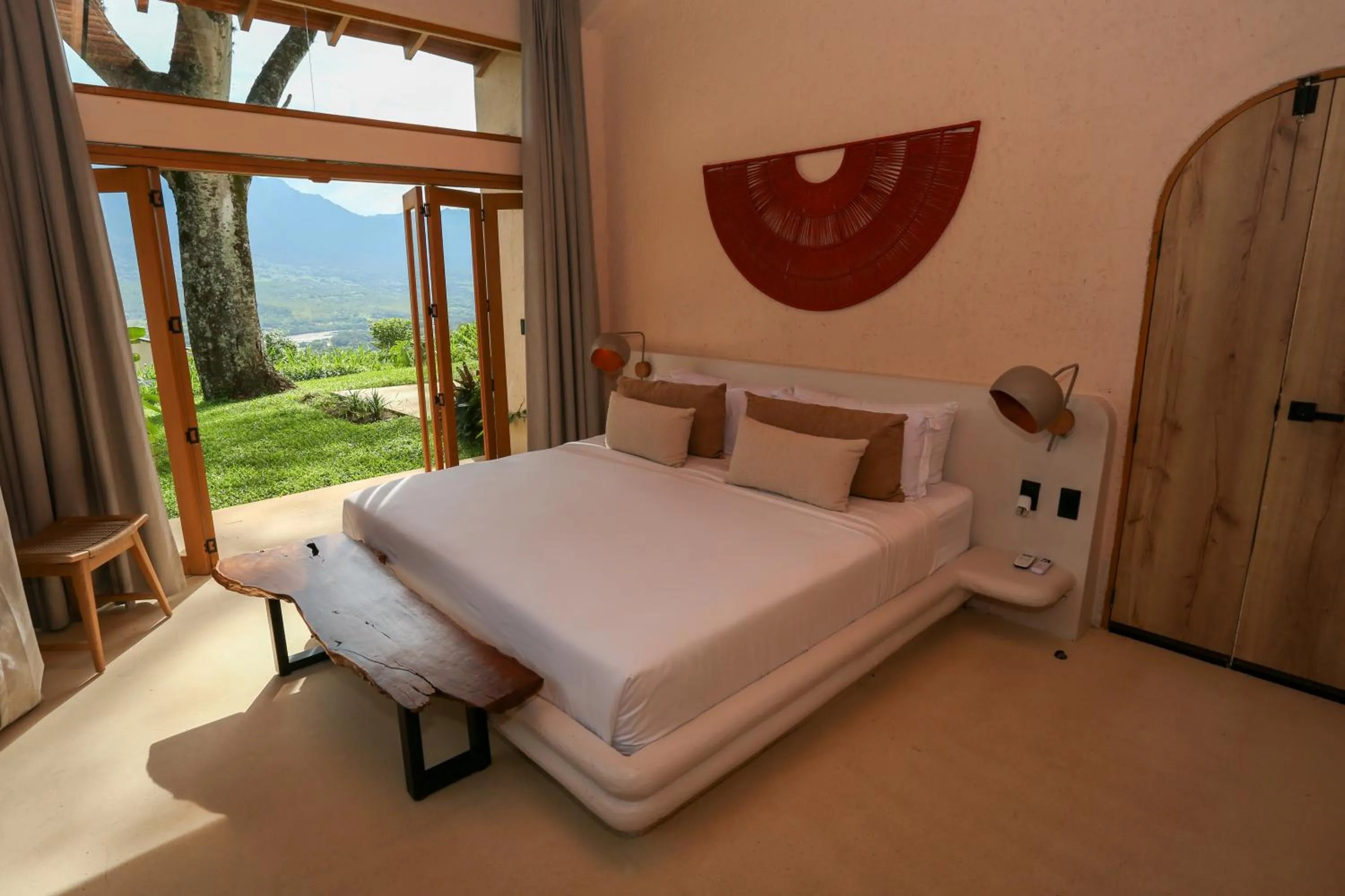 Bed in Hotel Tahiti