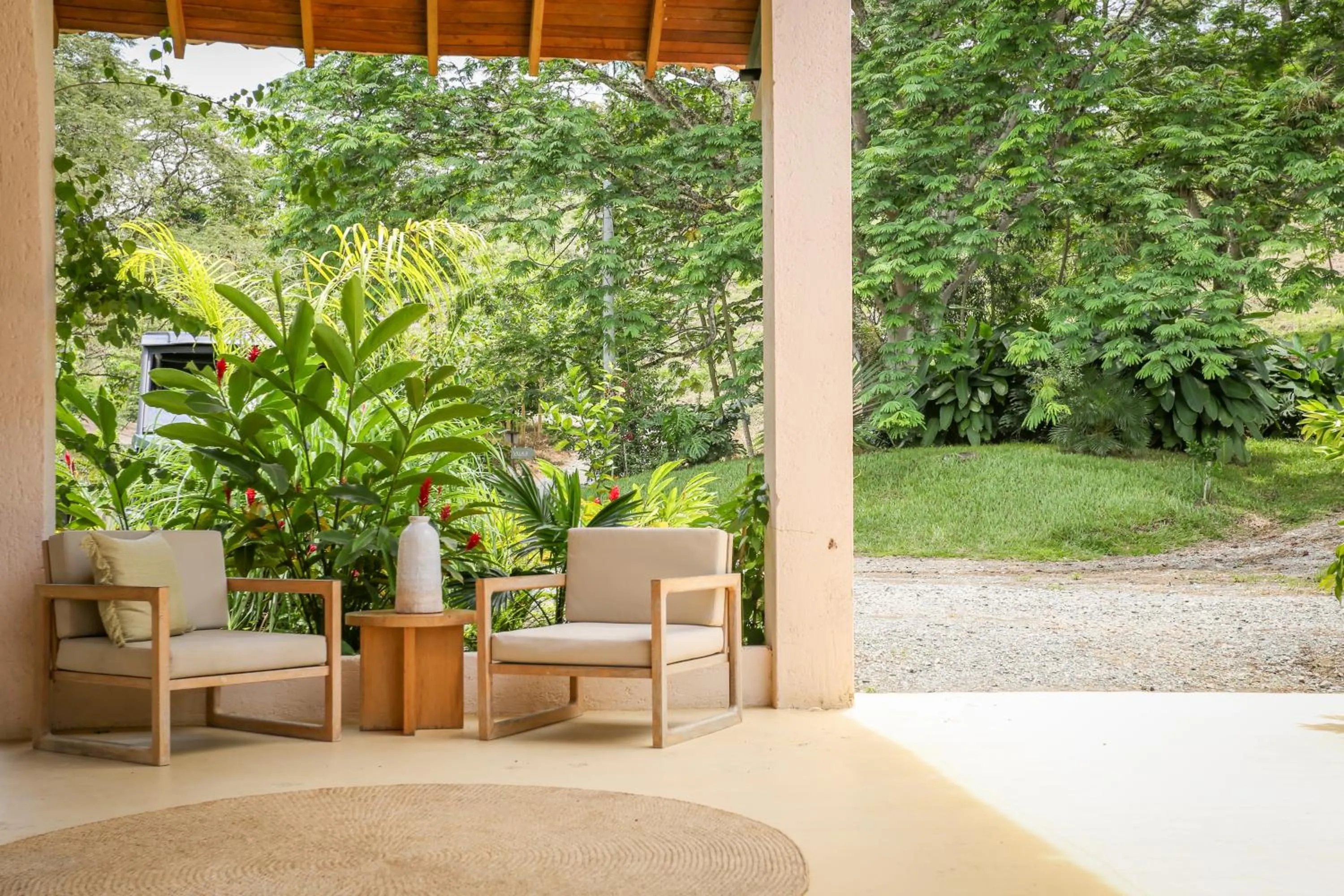 Garden in Hotel Tahiti