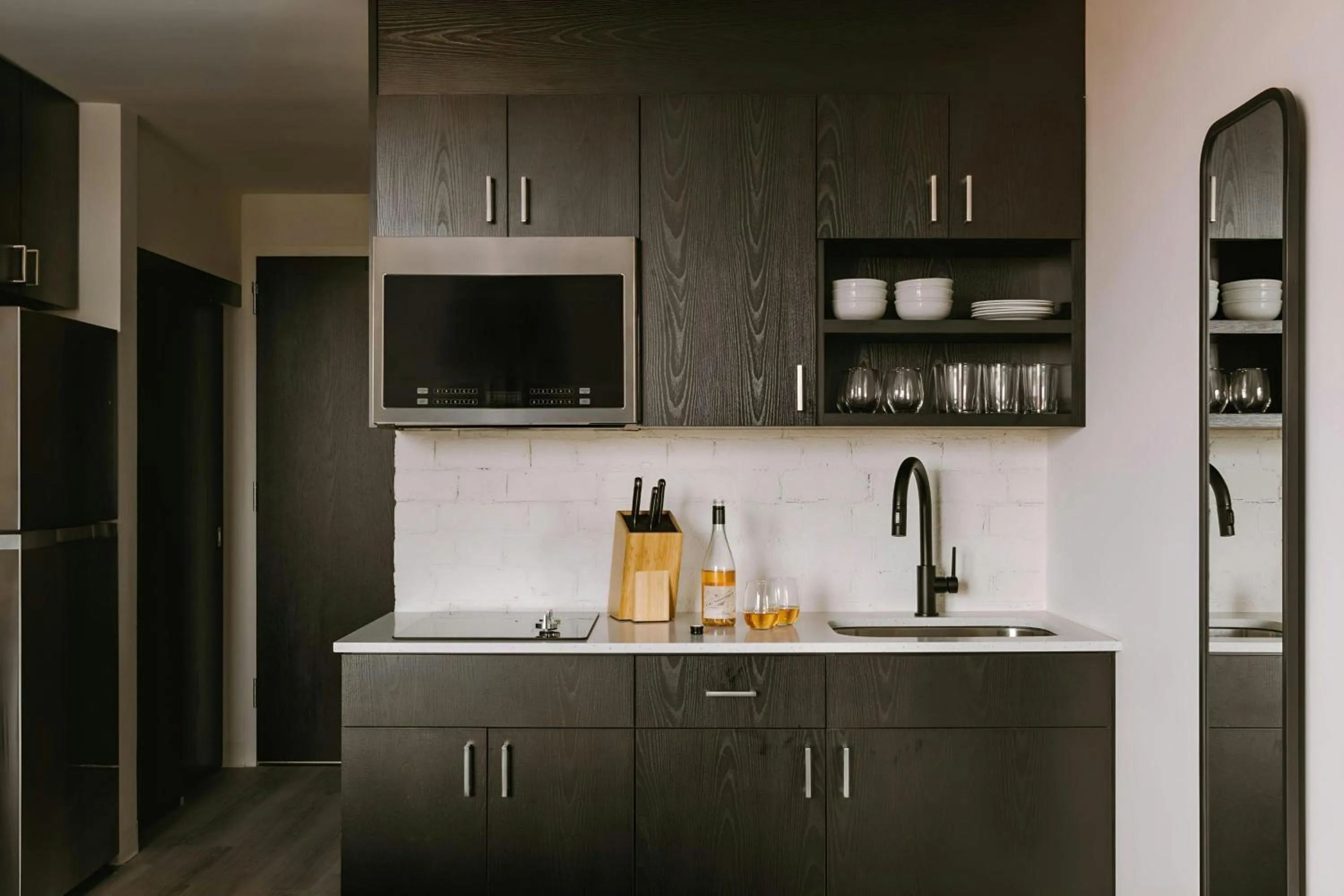 Kitchen or kitchenette in Sonder by Marriott Bonvoy The Fitz Apartments Downtown St Paul