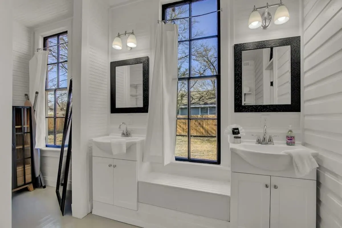 Bathroom in Gorgeous Home 1 Blk from Main with Hot Tub & Fire Pit!