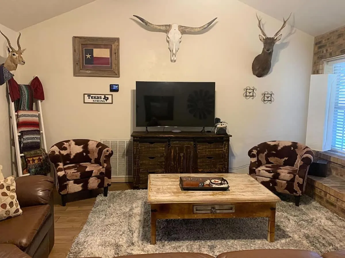 TV and multimedia in Kerrville Hidden Gem with Firepit and Grill - Great Location