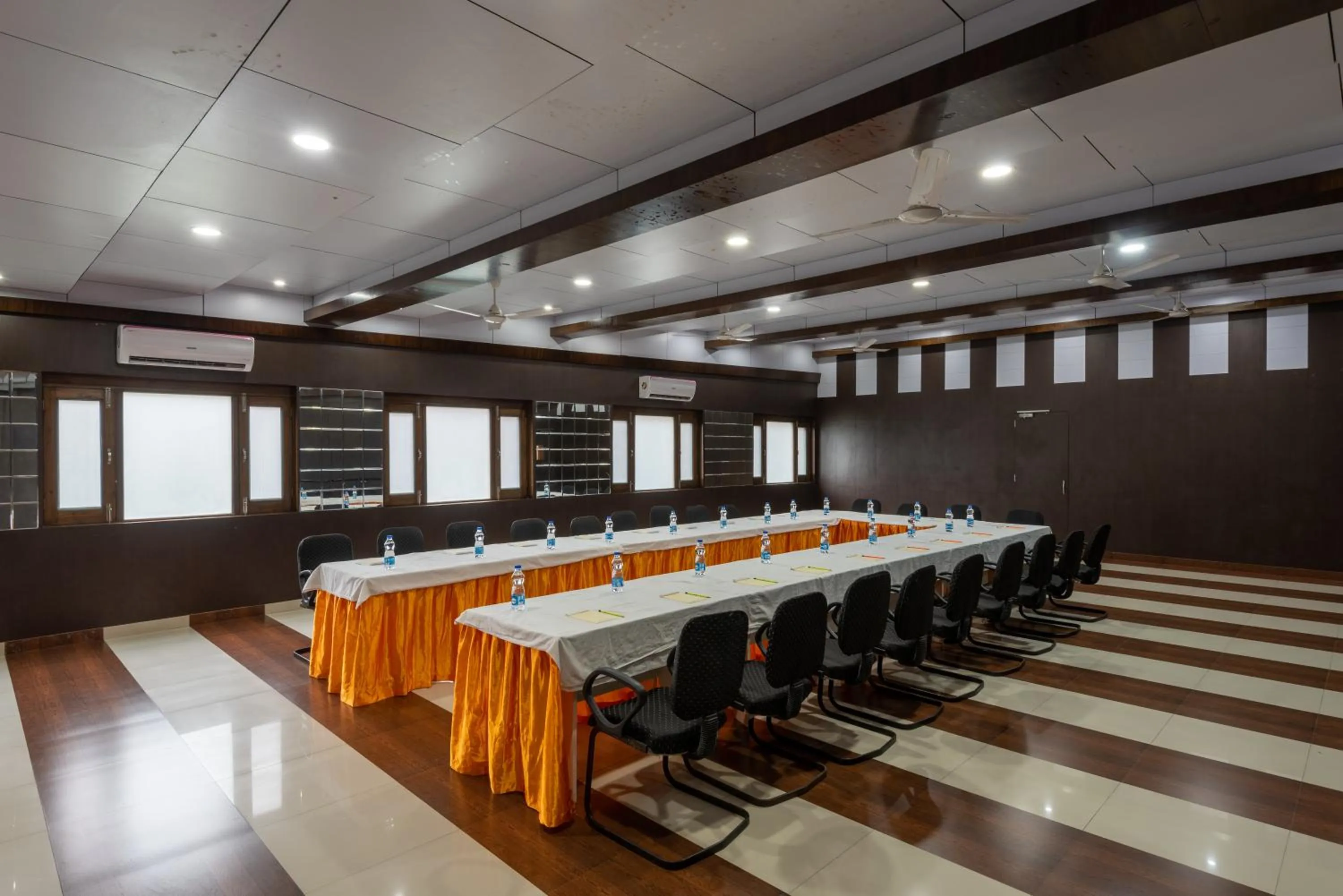 Living room in Meghavan Resort By DLS Hotels