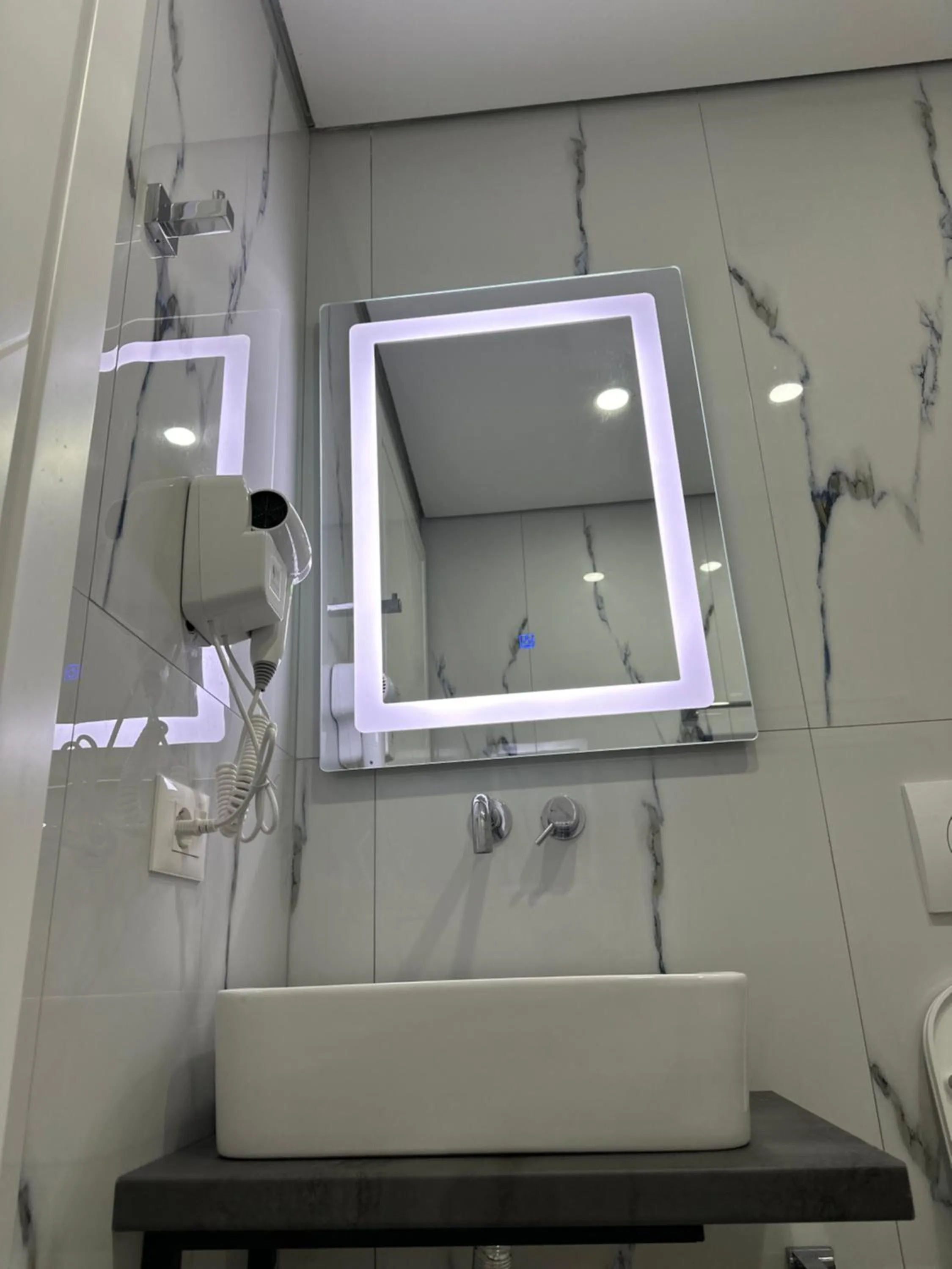 Shower in Noa Boutique Hotel