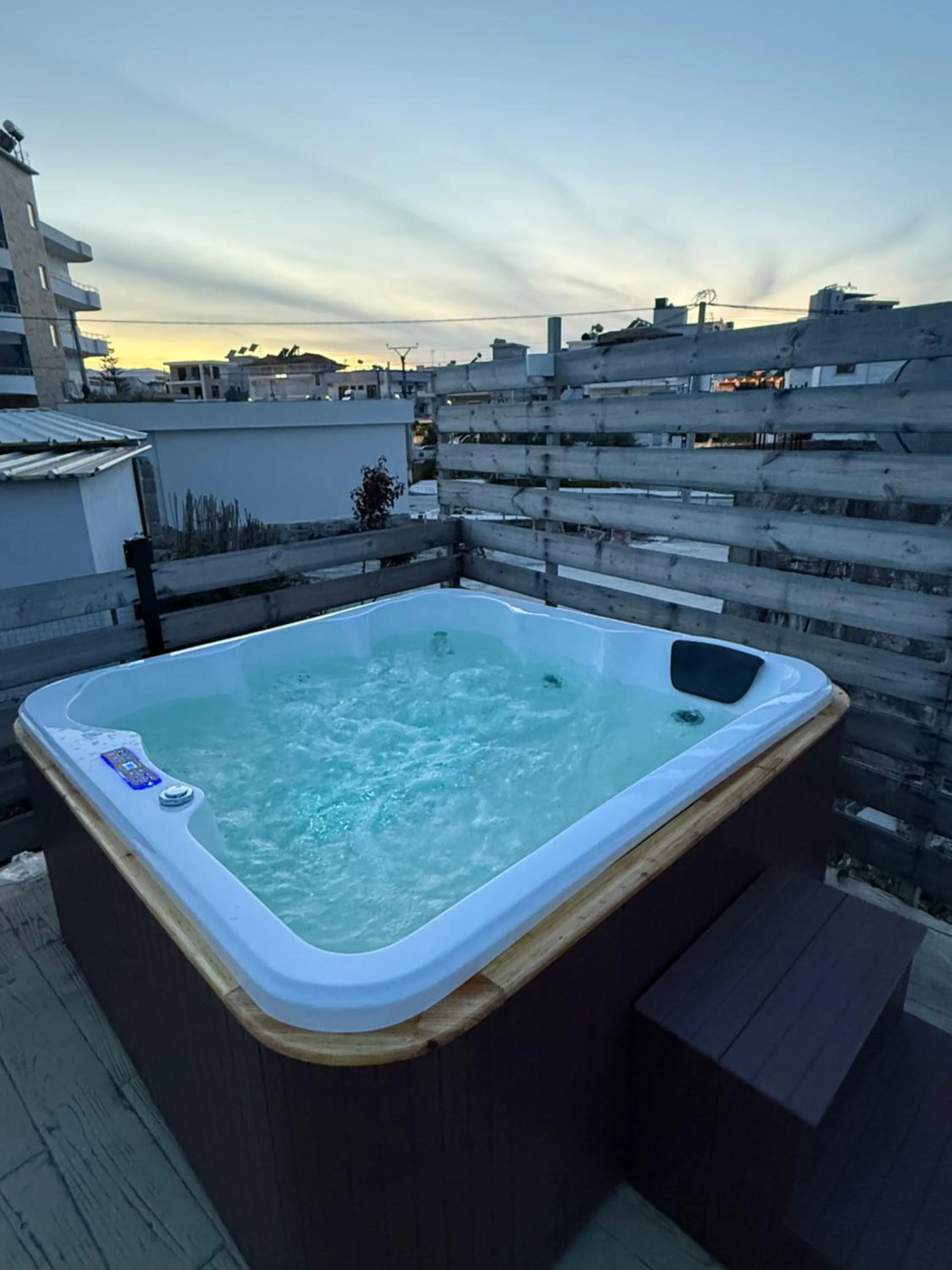 Hot Tub in Noa Boutique Hotel
