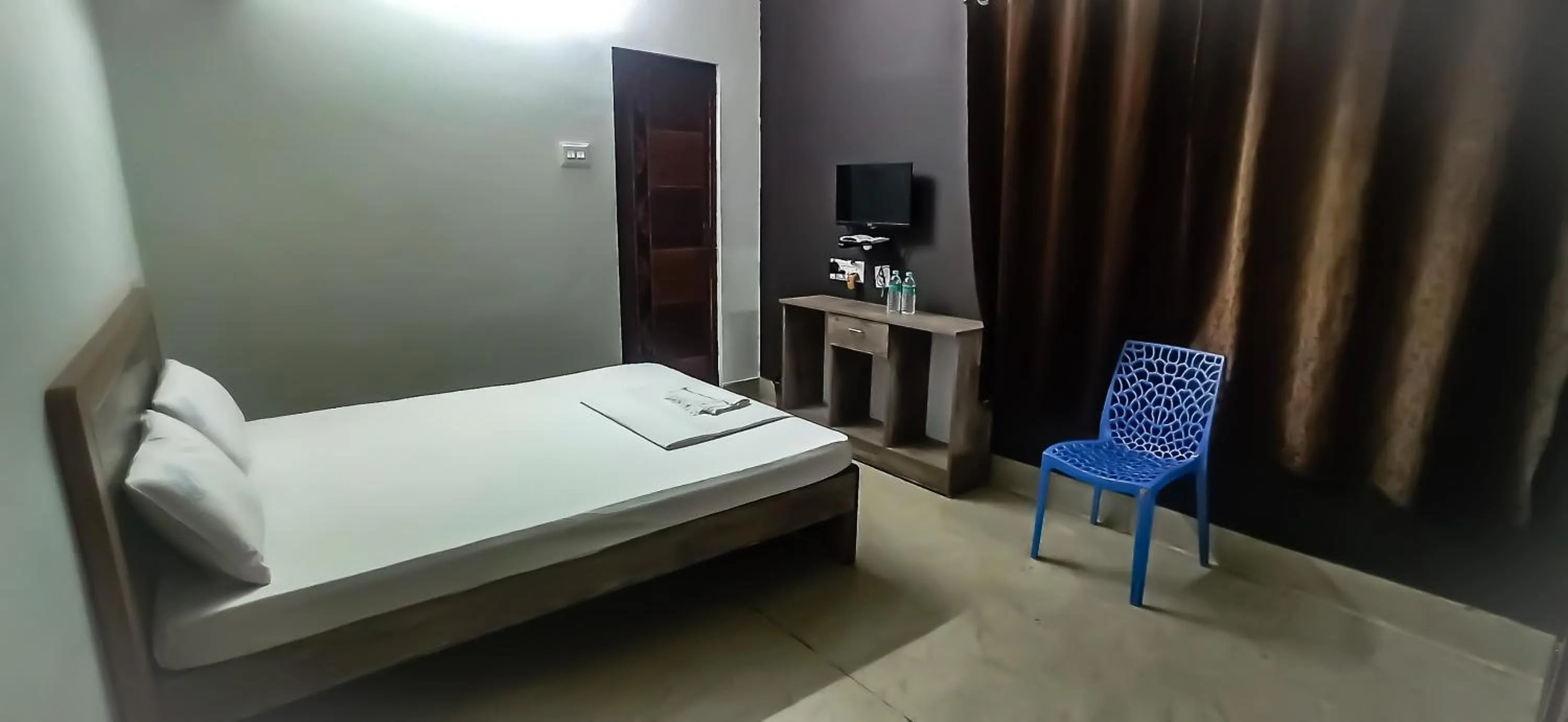 Bed in SAN BEACH RESIDENCY