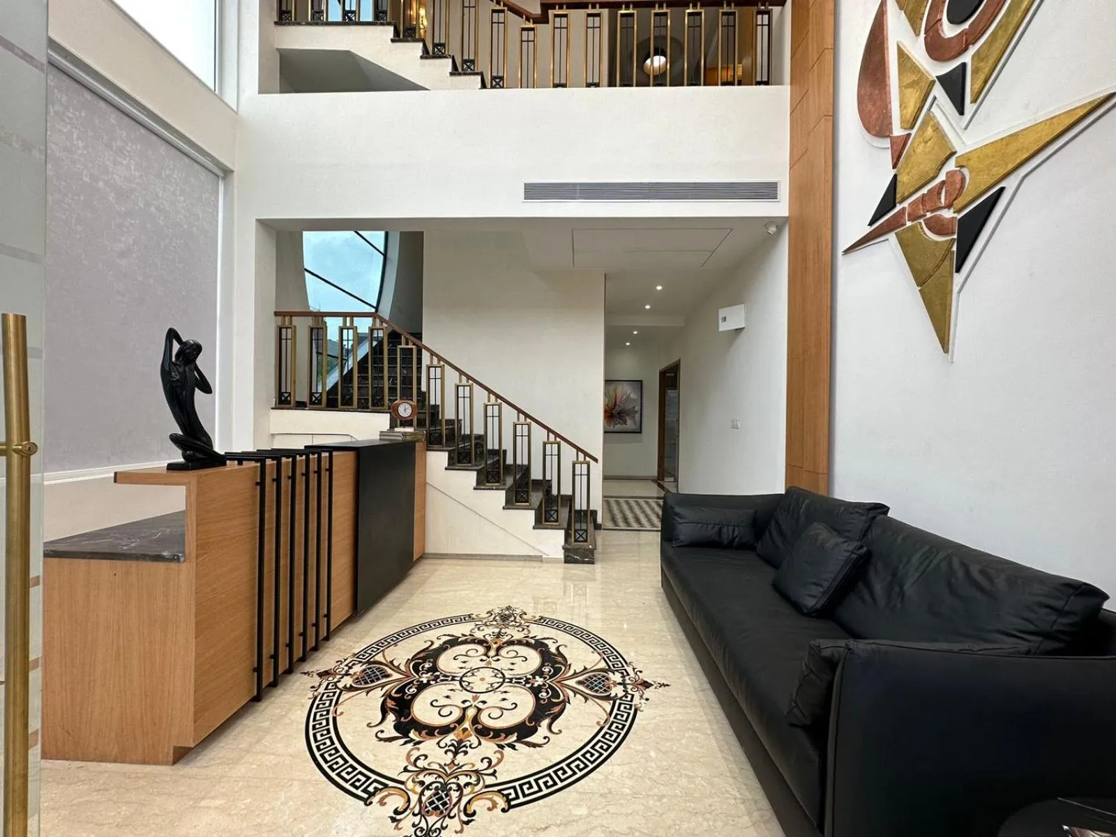 Lobby or reception in Alba Inn, Vijay Nagar