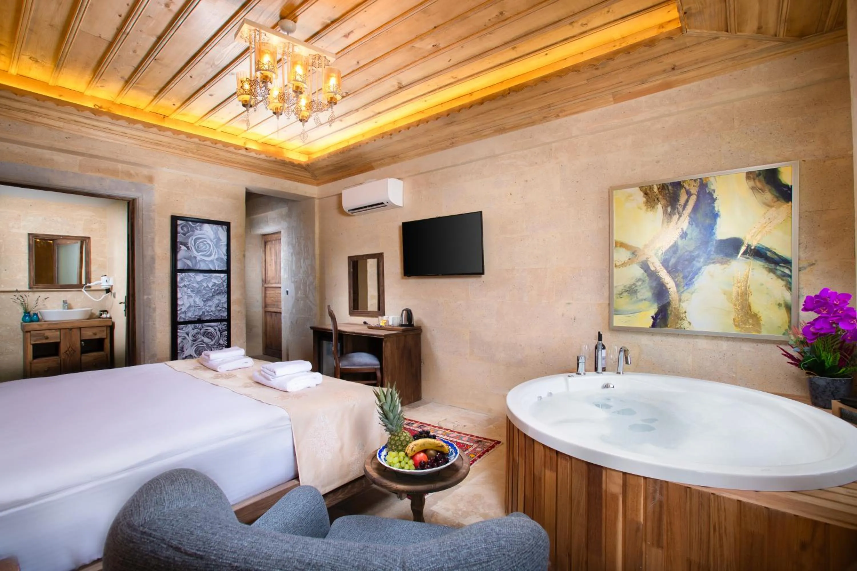 Bed in Cappadocia Pyramid Stone House