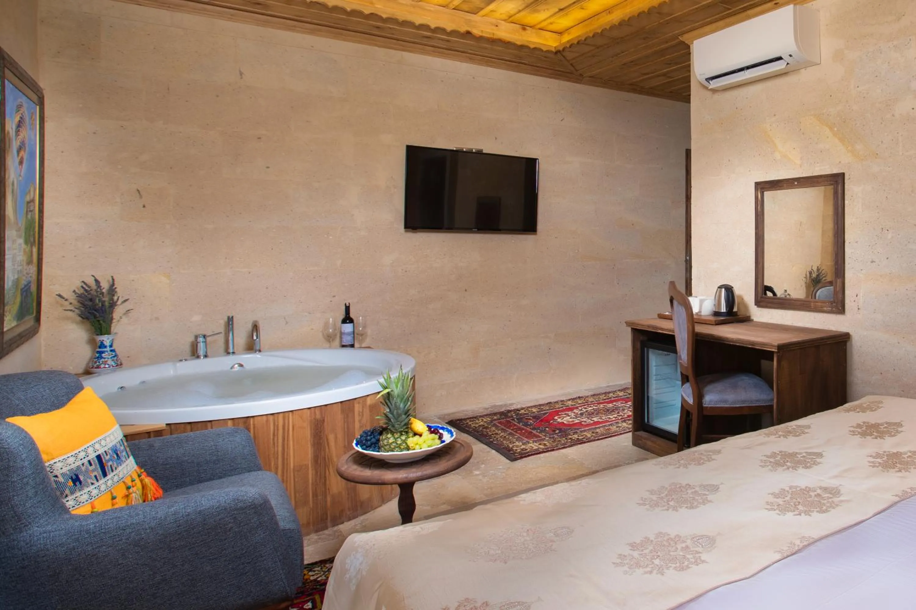 Bed in Cappadocia Pyramid Stone House