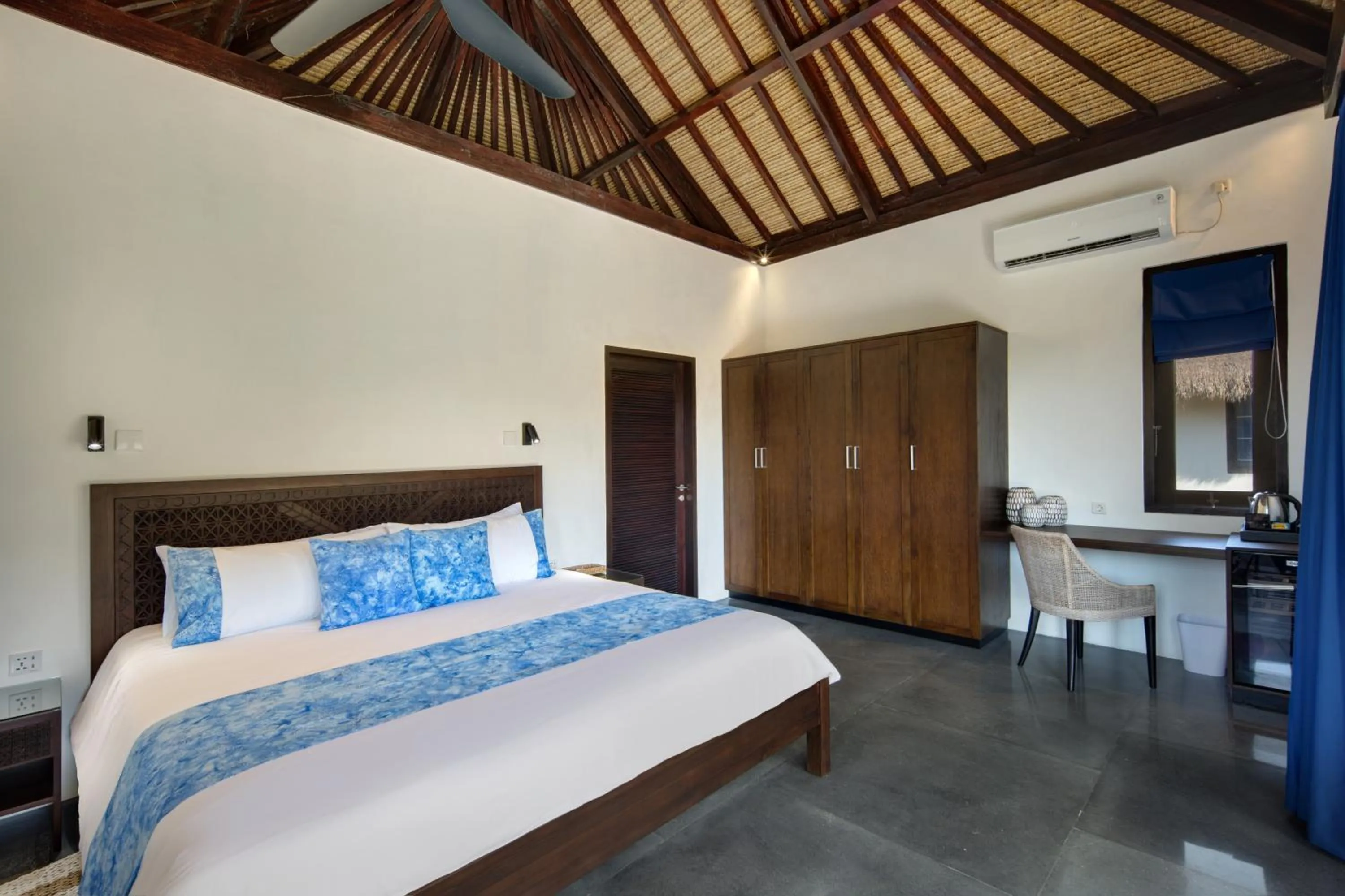 Bedroom, Bed in Mocean Beach Resort