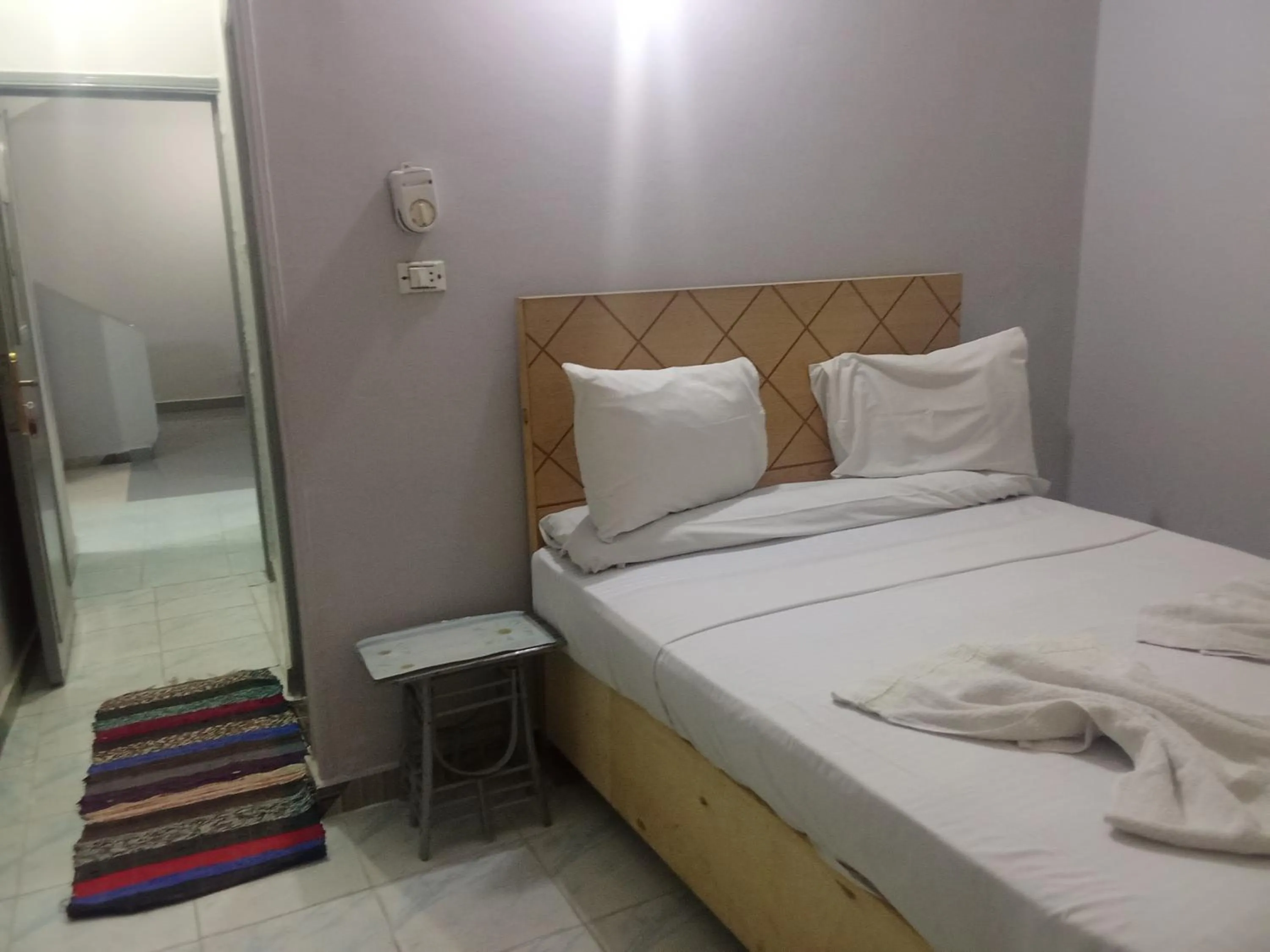 Bedroom, Bed in Bob Marley Peace hotel luxor