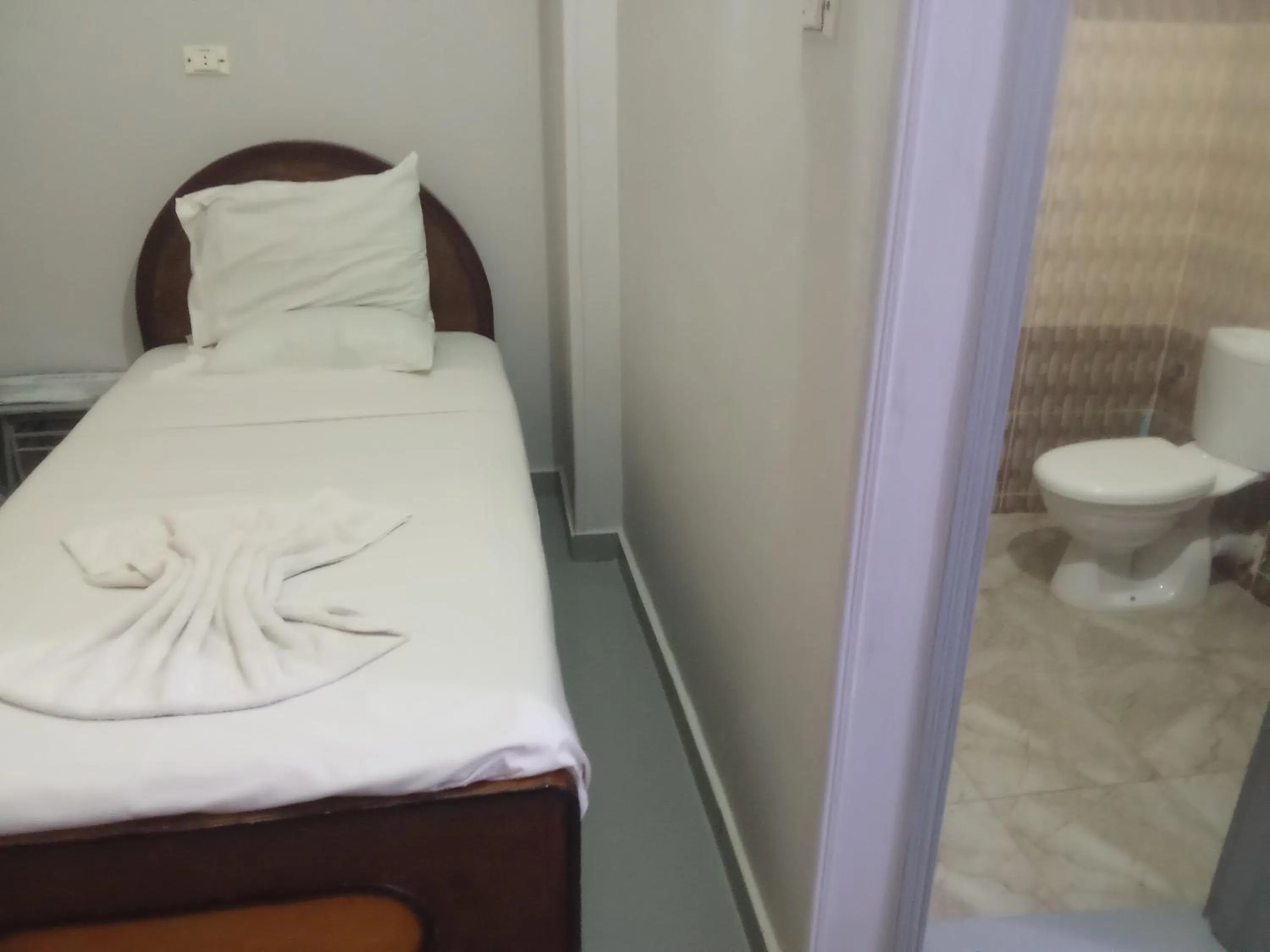 Bedroom, Bed in Bob Marley Peace hotel luxor