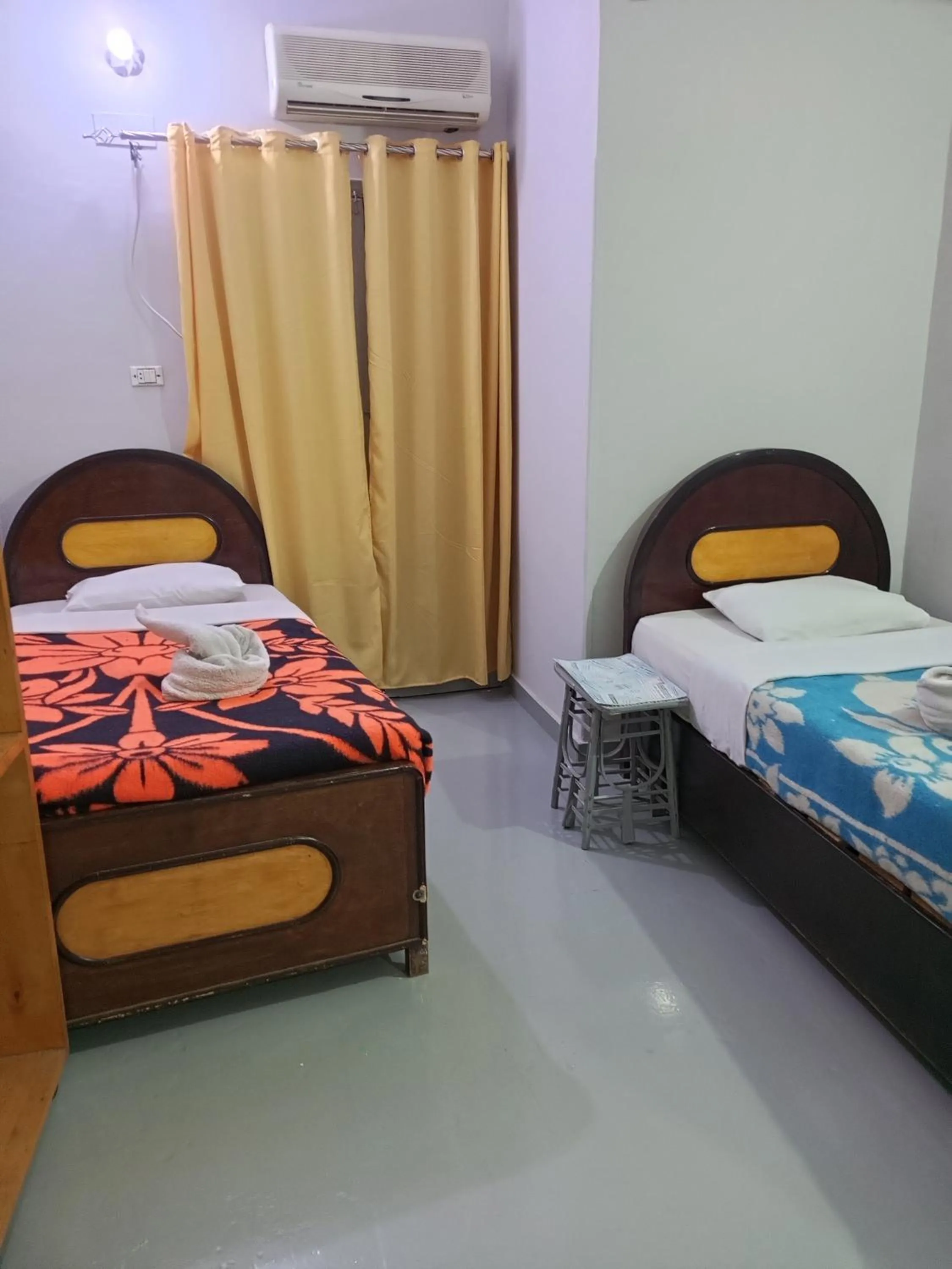 Bedroom, Bed in Bob Marley Peace hotel luxor