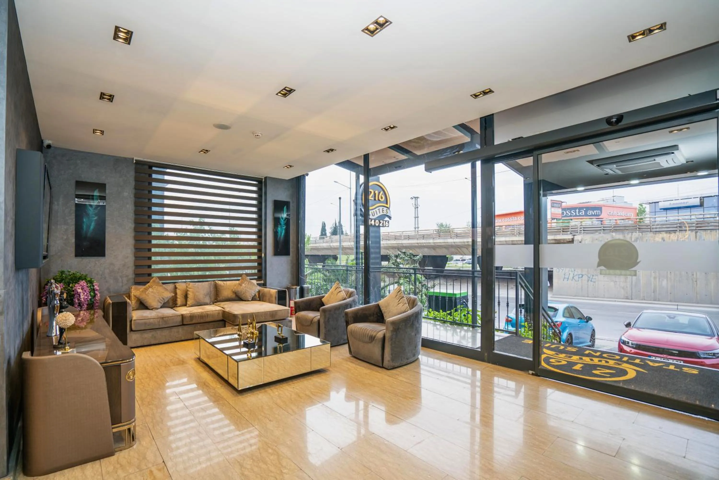 Lobby or reception in 216 Station Suite Gebze