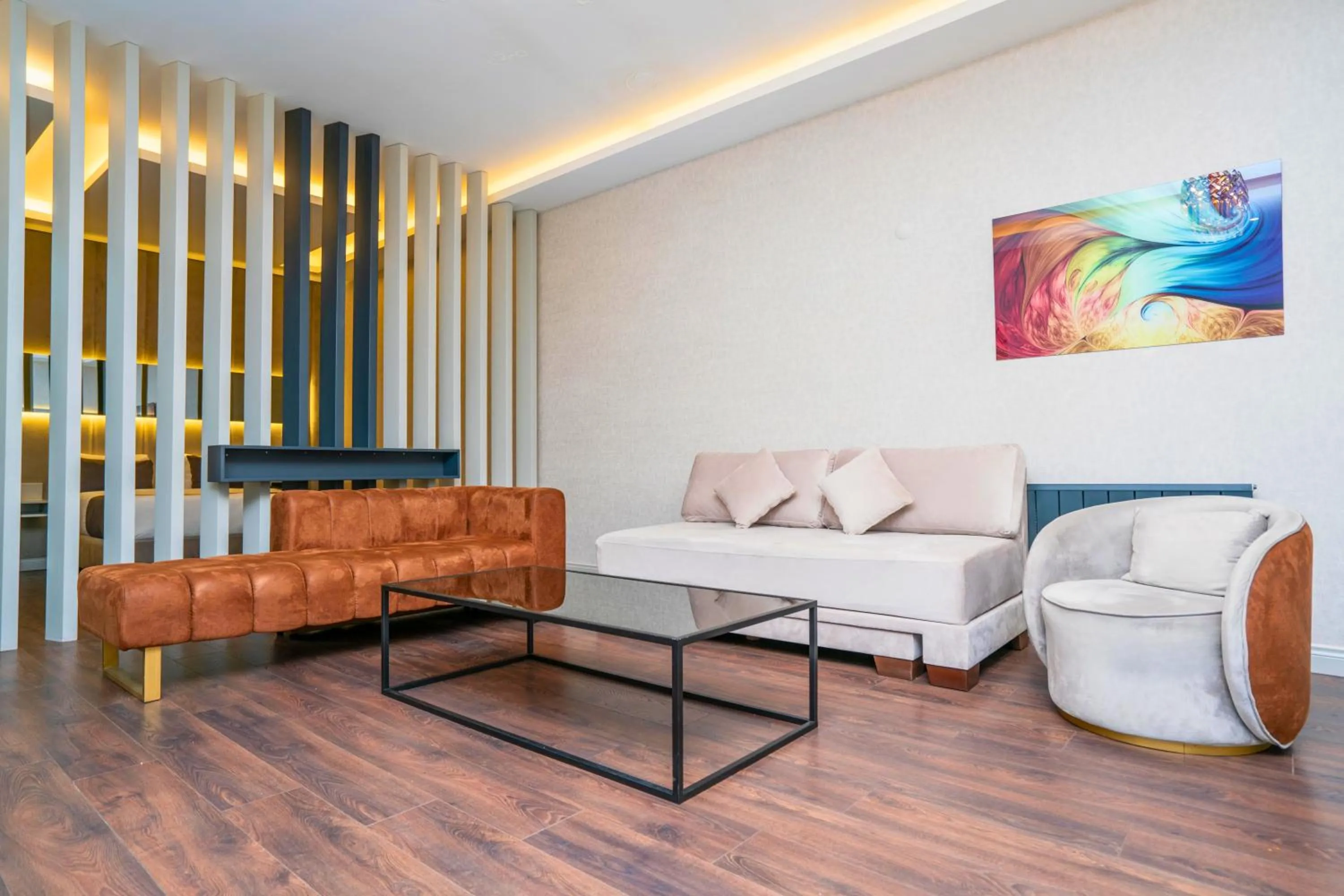 Seating area in 216 Station Suite Gebze