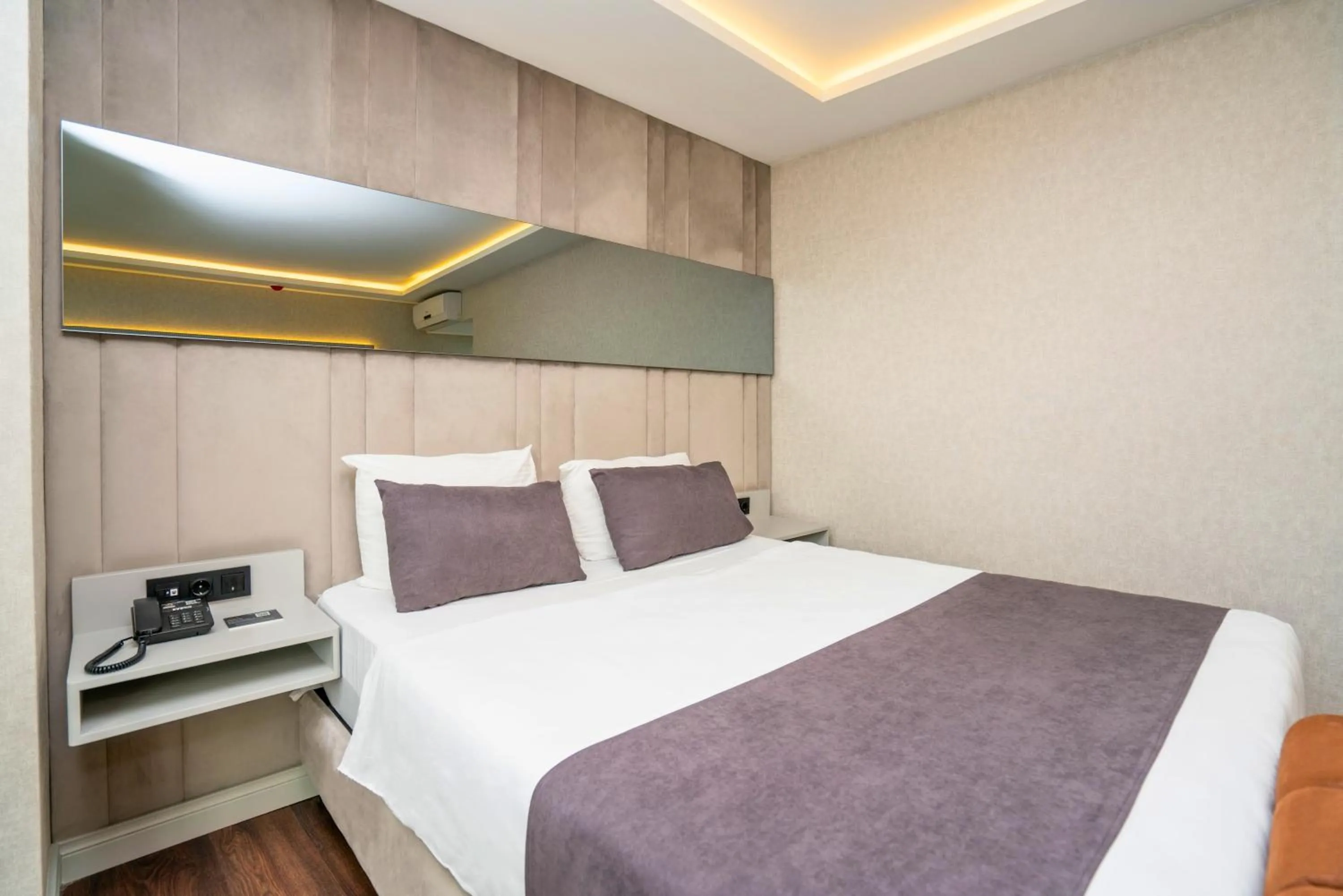 Bed in 216 Station Suite Gebze