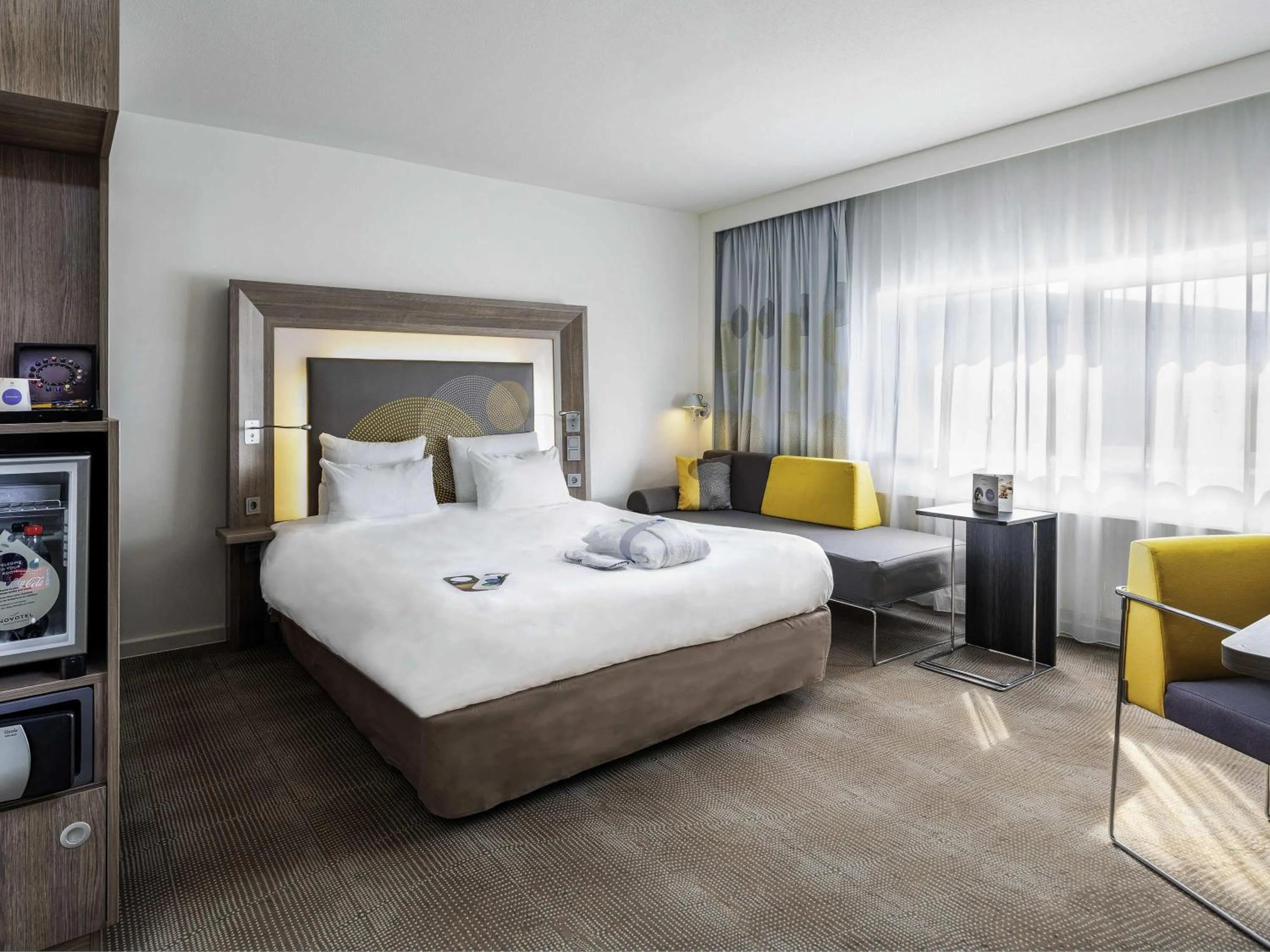 Bedroom, Bed in Novotel Den Haag World Forum