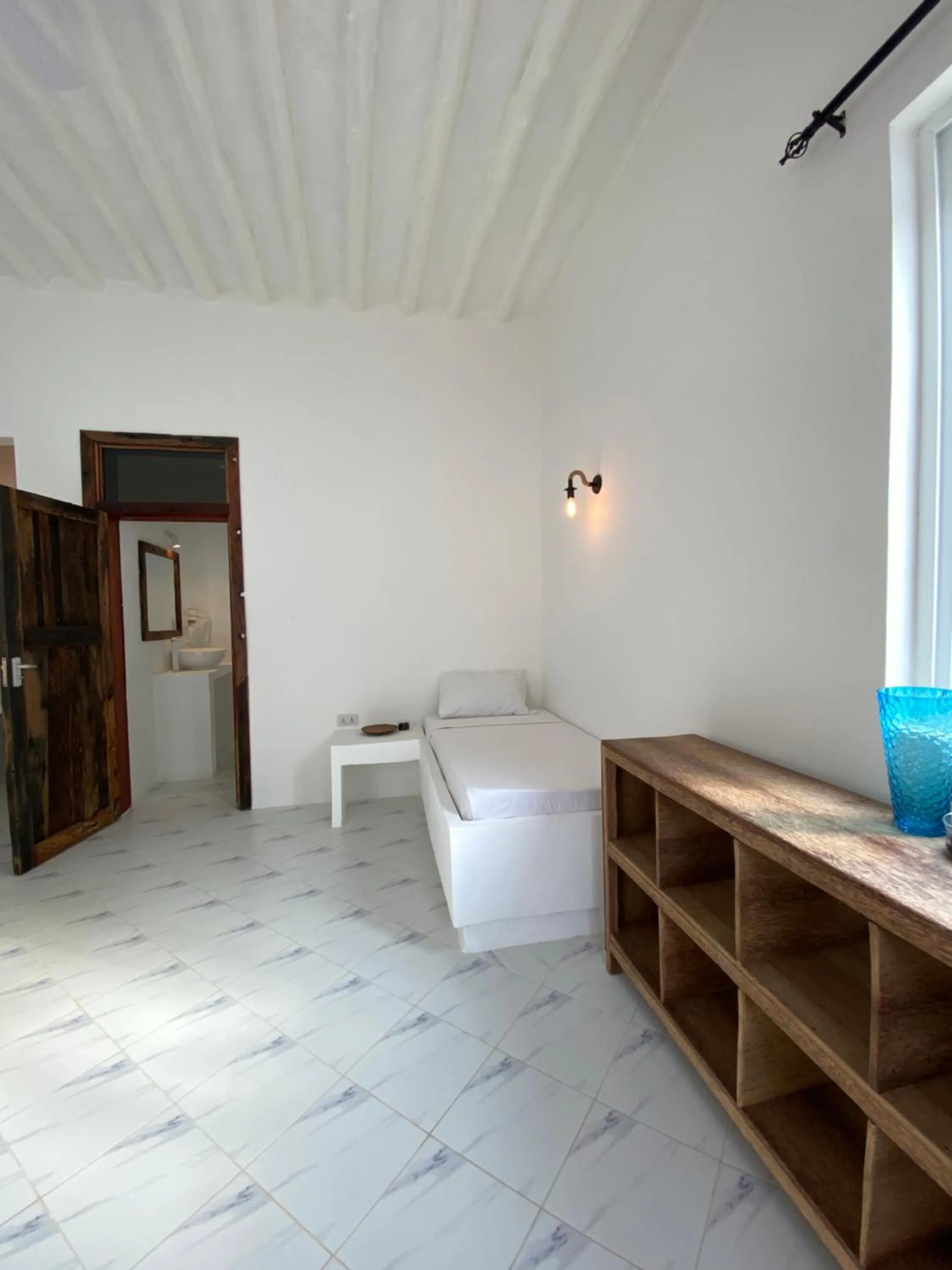 Bed in Cactus lodge Zanzibar