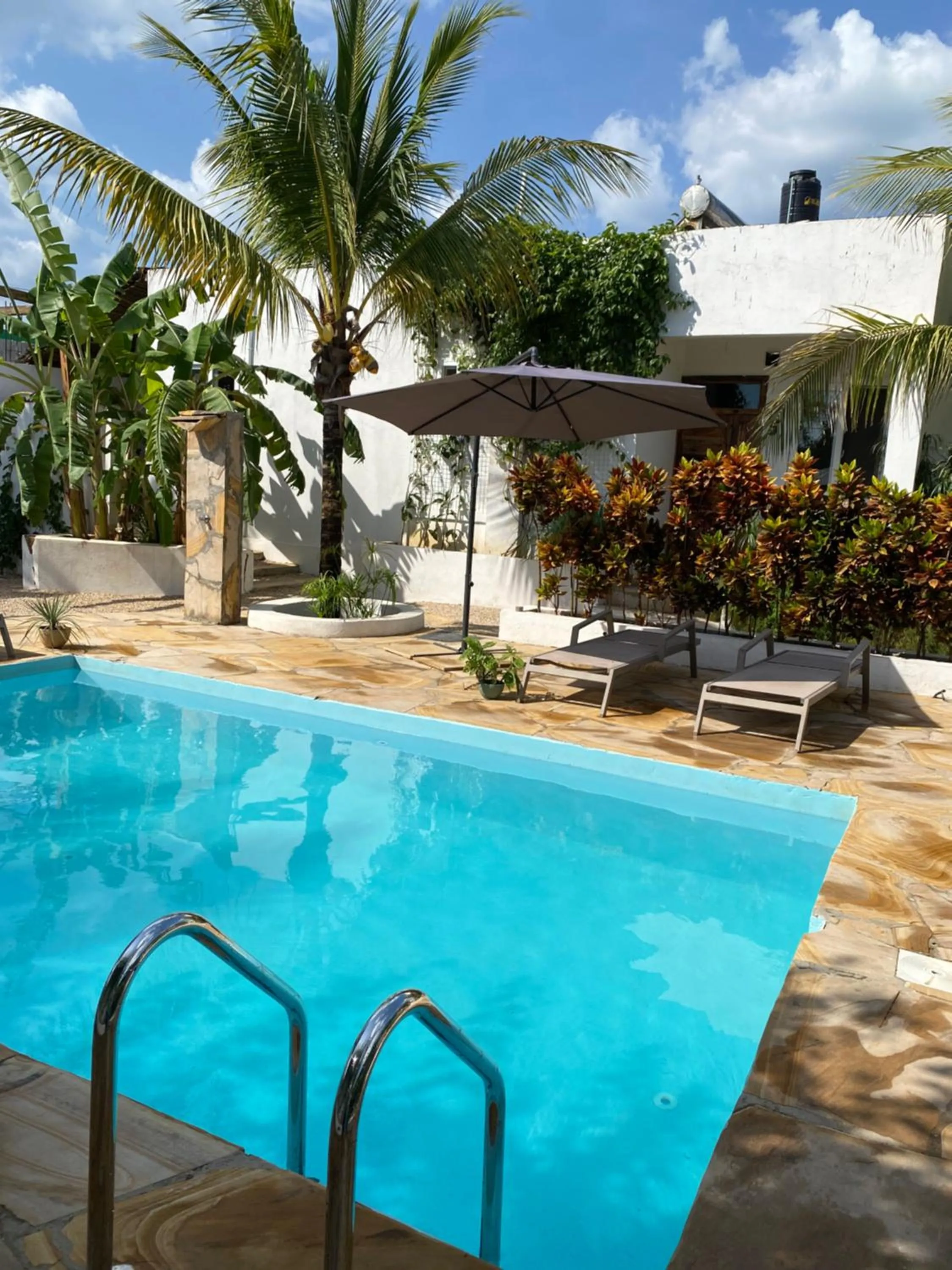 Patio in Cactus lodge Zanzibar