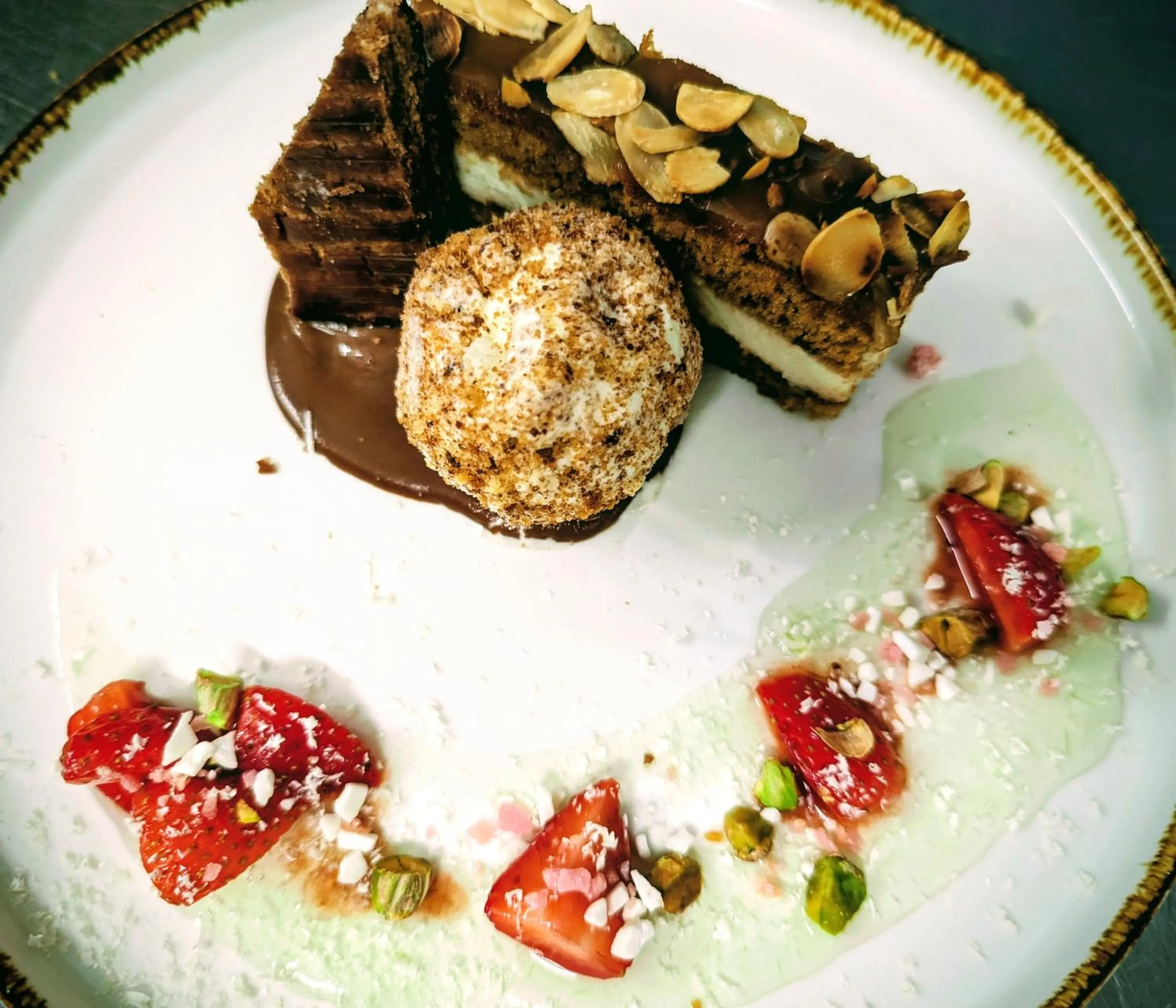 Restaurant/places to eat in Sonnenhof