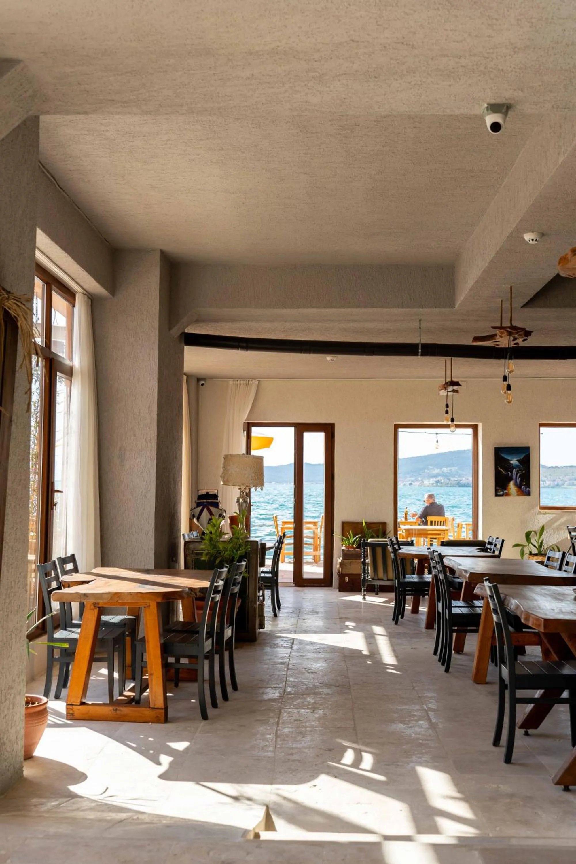 Dining area in CasaLyma Ayvalık