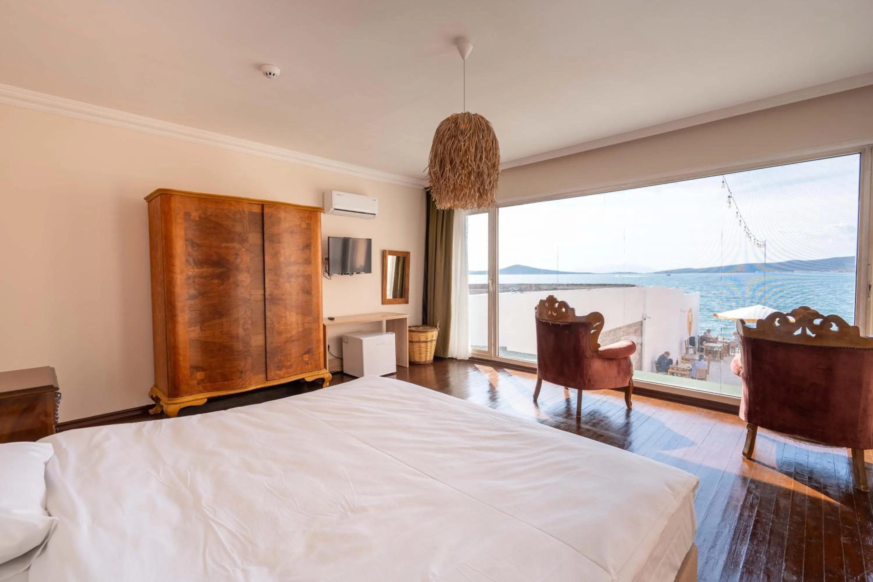 Bed in CasaLyma Ayvalık