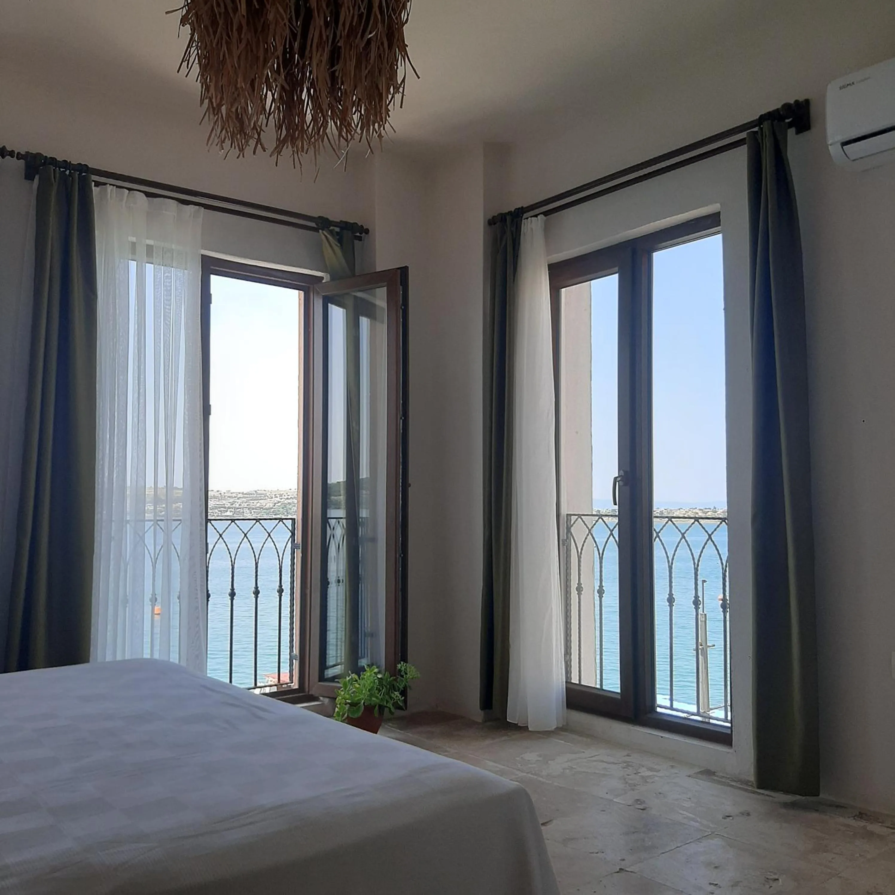 Bed in CasaLyma Ayvalık