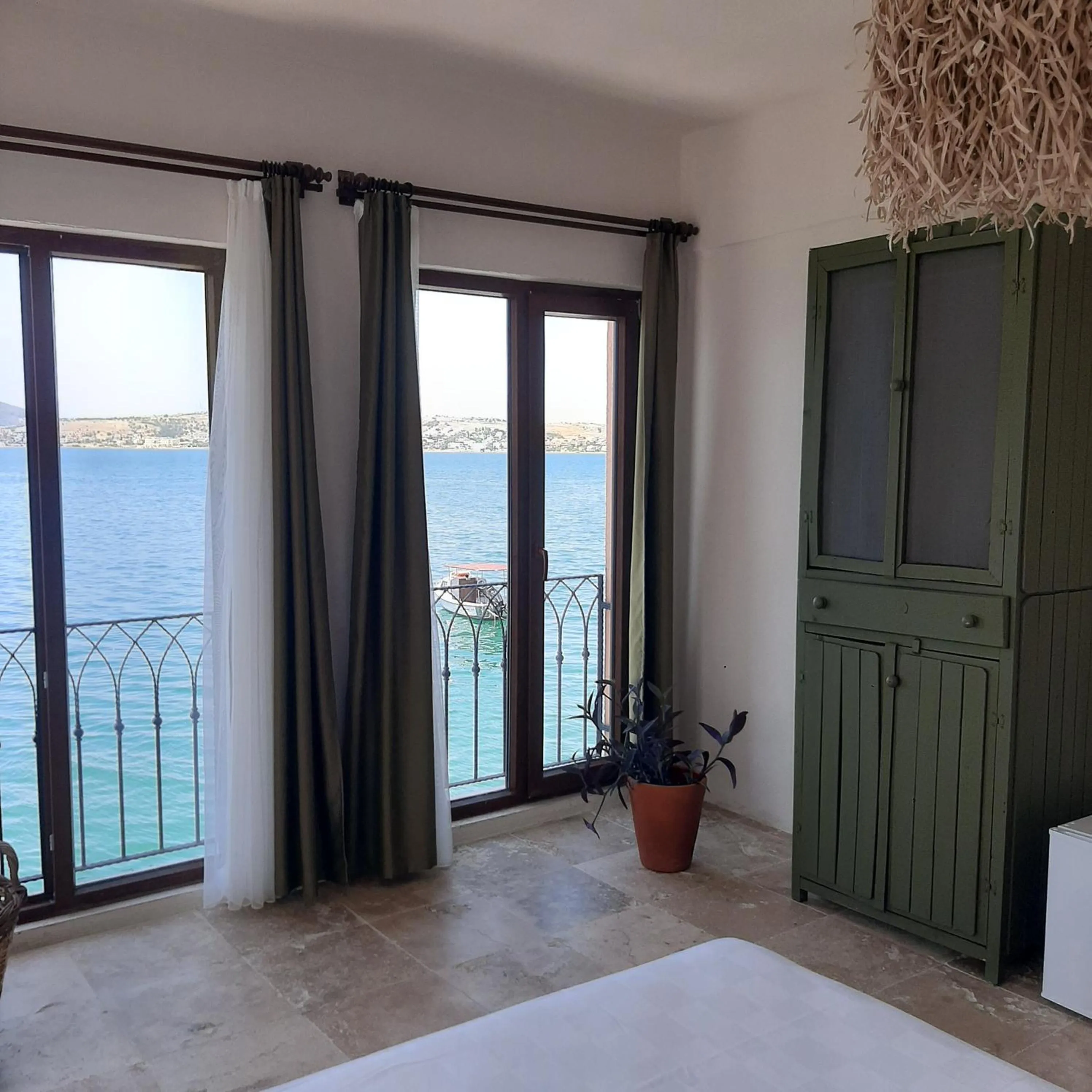 Bed in CasaLyma Ayvalık