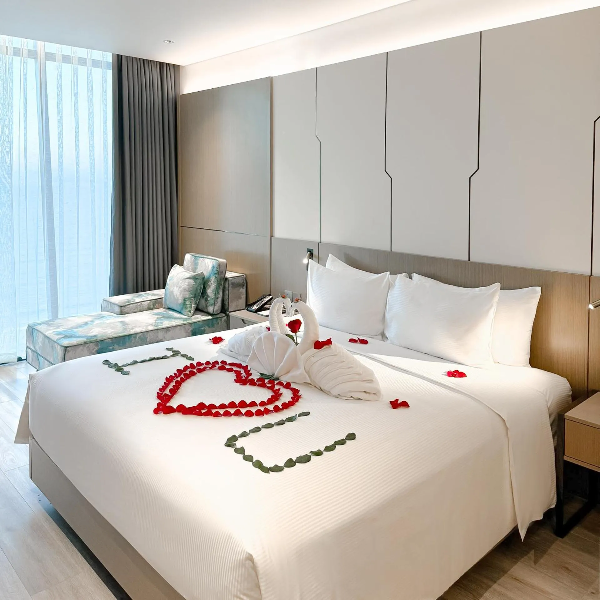 Photo of the whole room, Bed in Awaken Da Nang Hotel