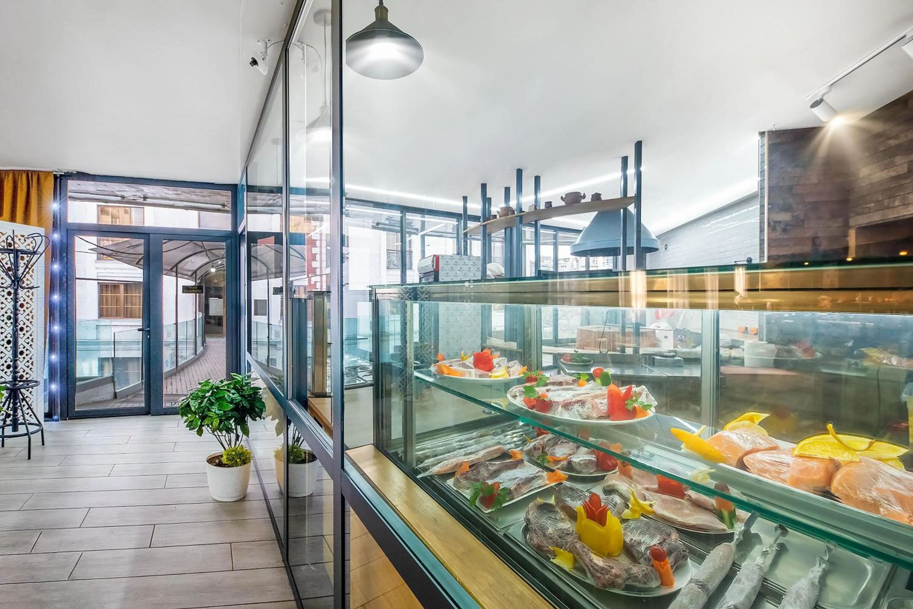 Restaurant/places to eat in Cron Palace kosher Tbilisi Hotel