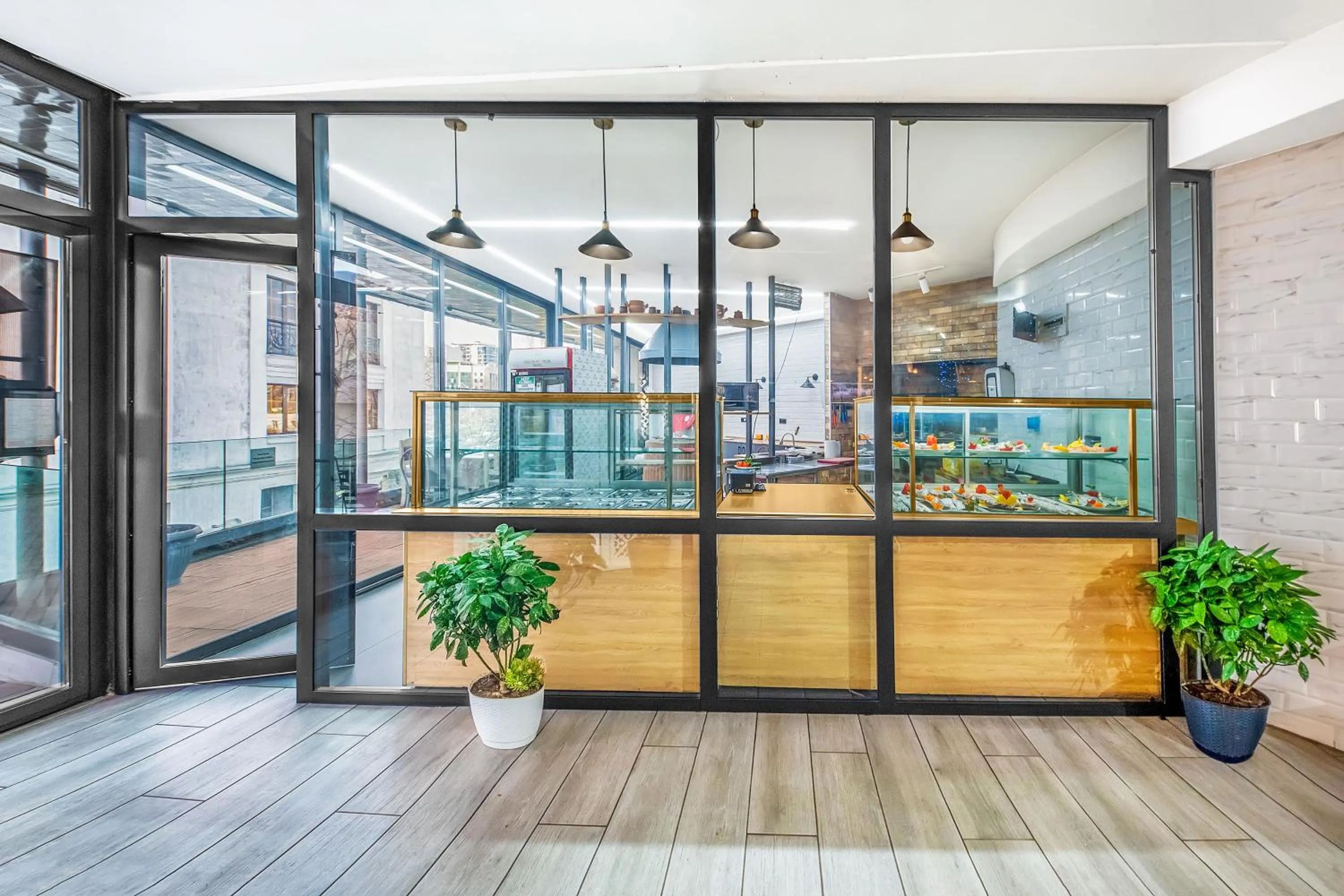 Restaurant/places to eat in Cron Palace kosher Tbilisi Hotel