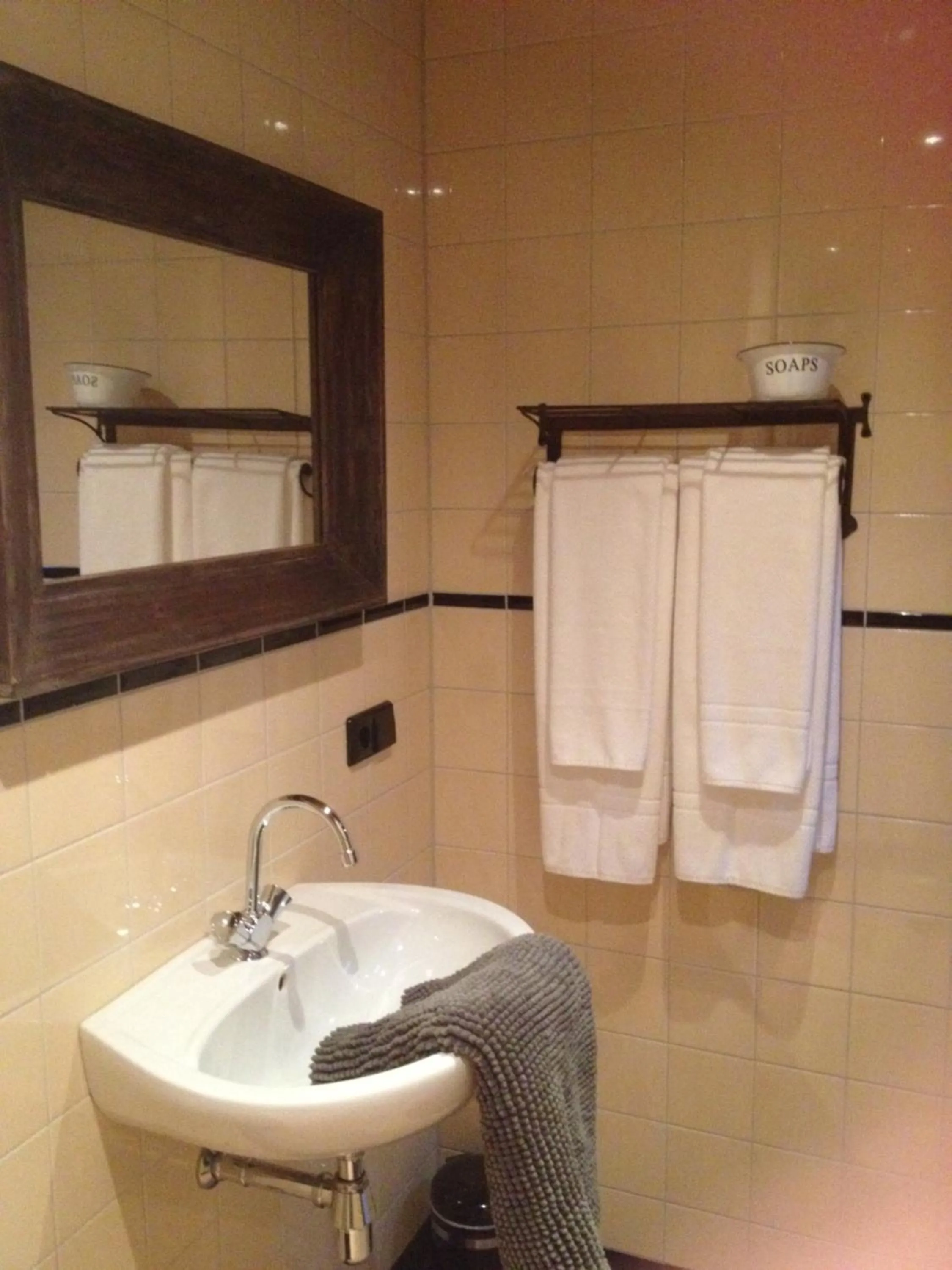 Bathroom in De Rozephoeve