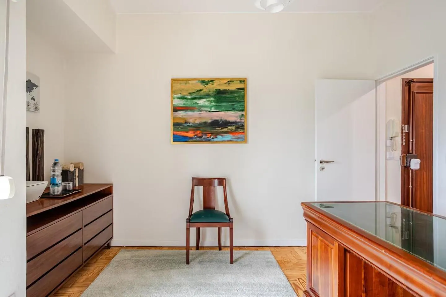Seating area in OLIVA 50 - 4 Bedrooms and Office - 3 Bathrooms - Near Lisbon Expo & Airport