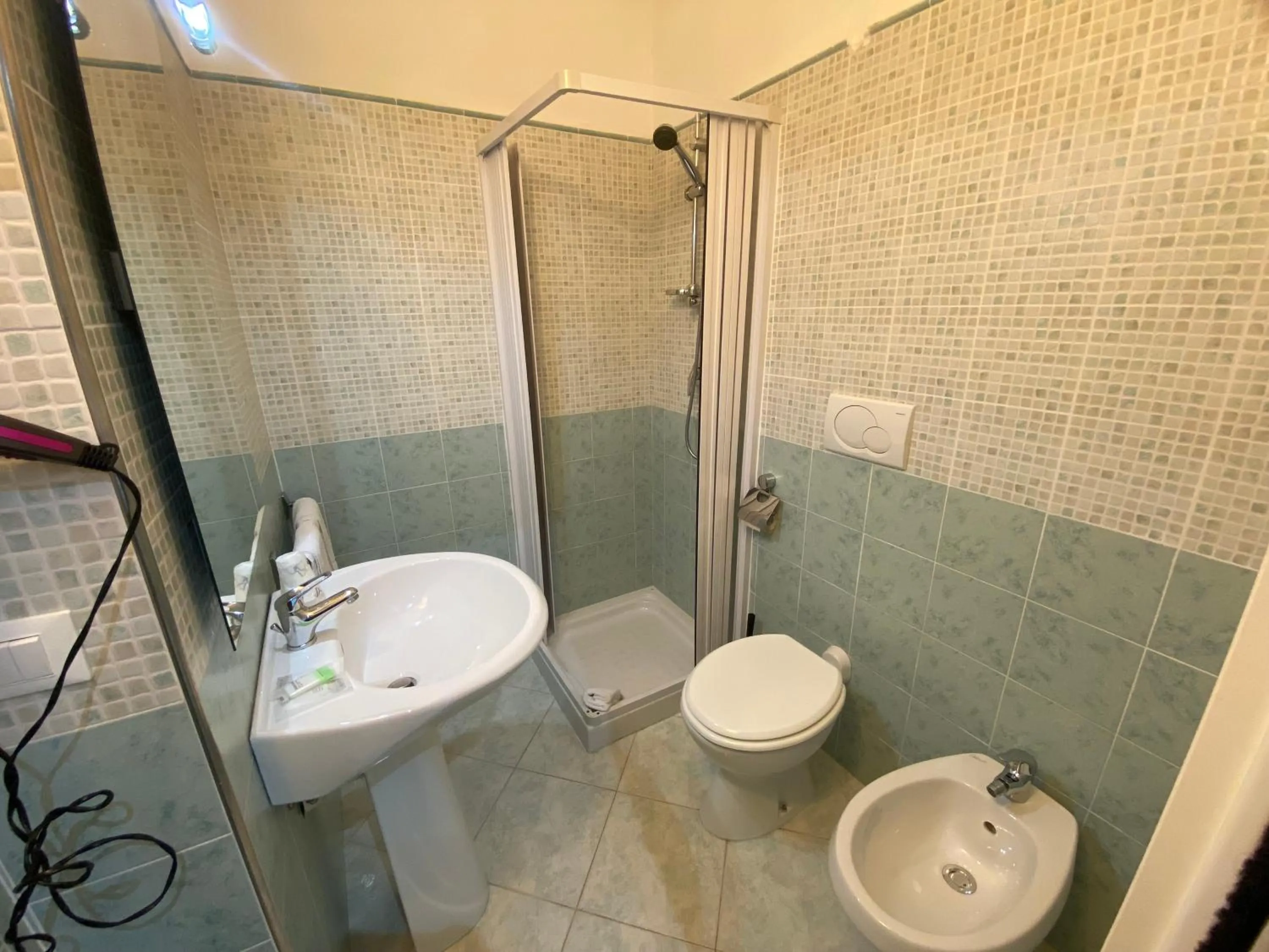 Bathroom in Londrino Sanremo