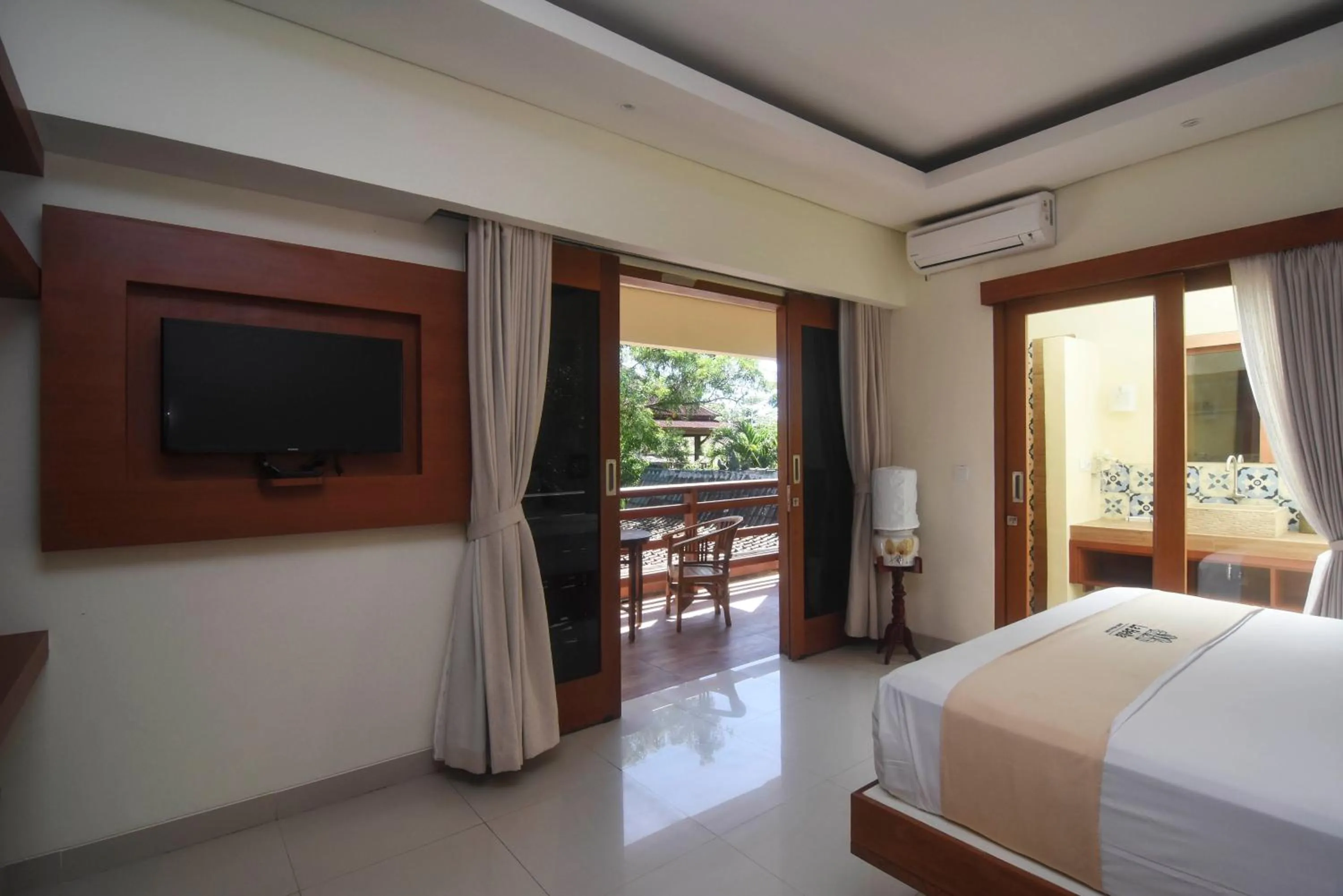 Bed in La Bella - Hotel Villa & Spa