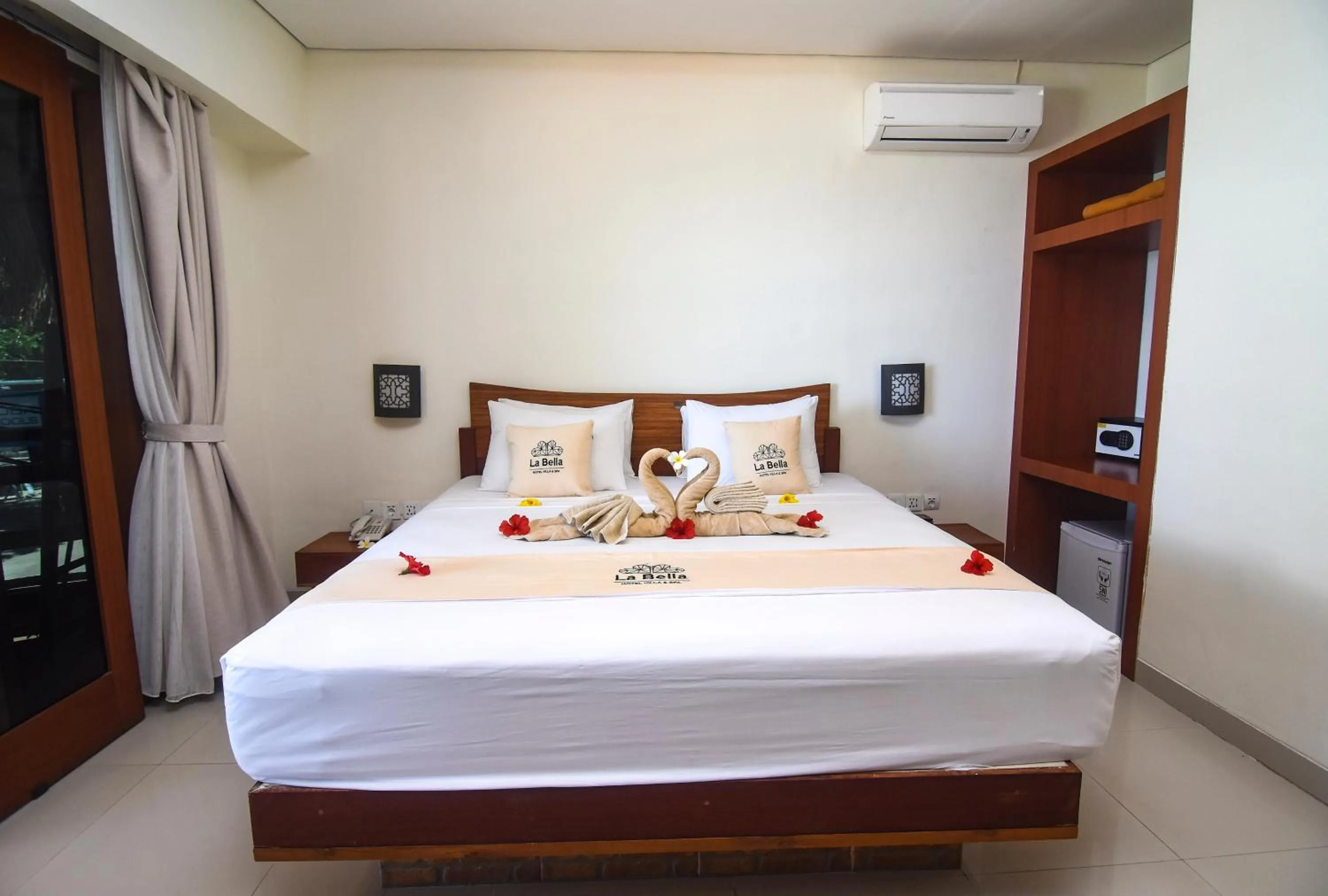 Bed in La Bella - Hotel Villa & Spa