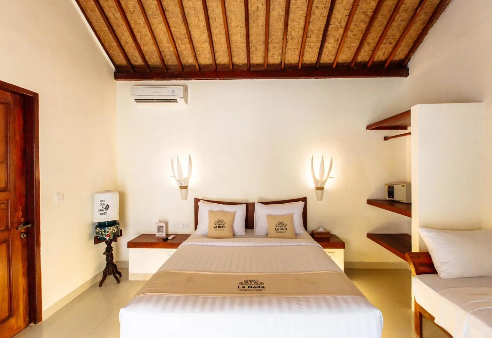 Photo of the whole room, Bed in La Bella - Hotel Villa & Spa