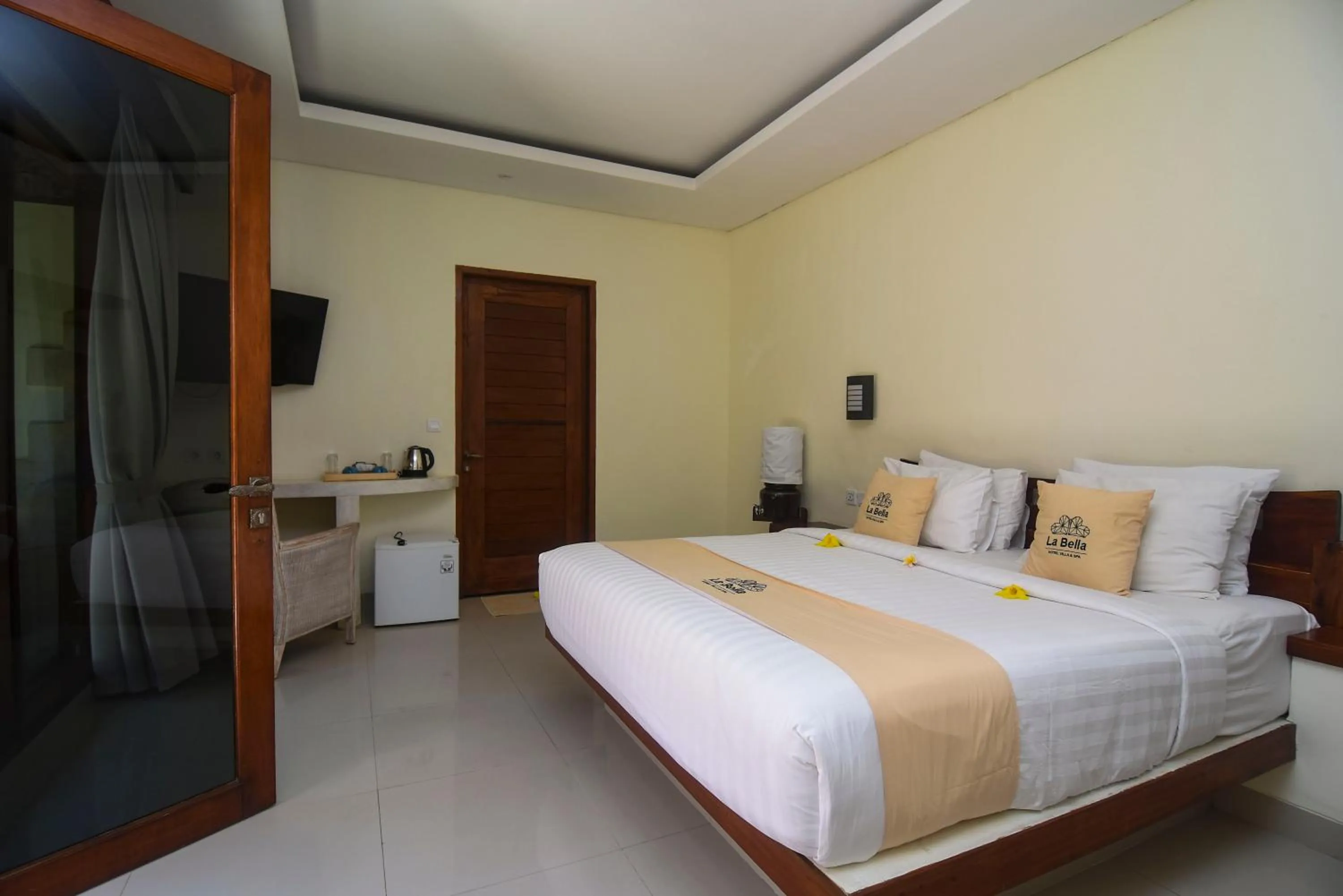 Bed in La Bella - Hotel Villa & Spa