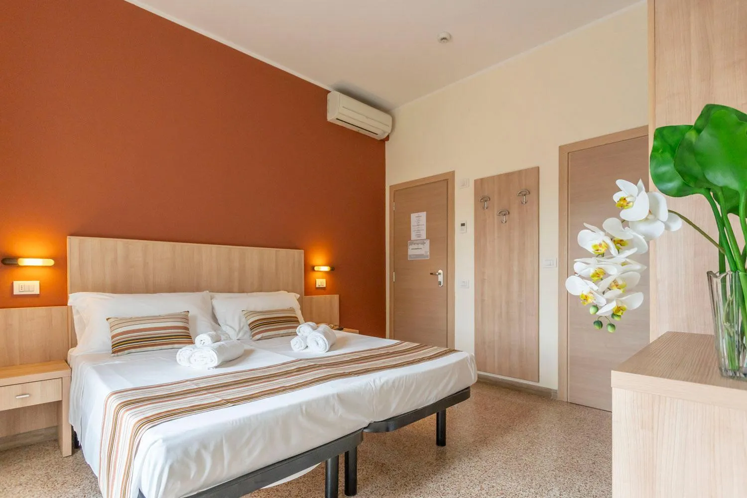 Bedroom, Bed in Hotel Cormoran Riccione