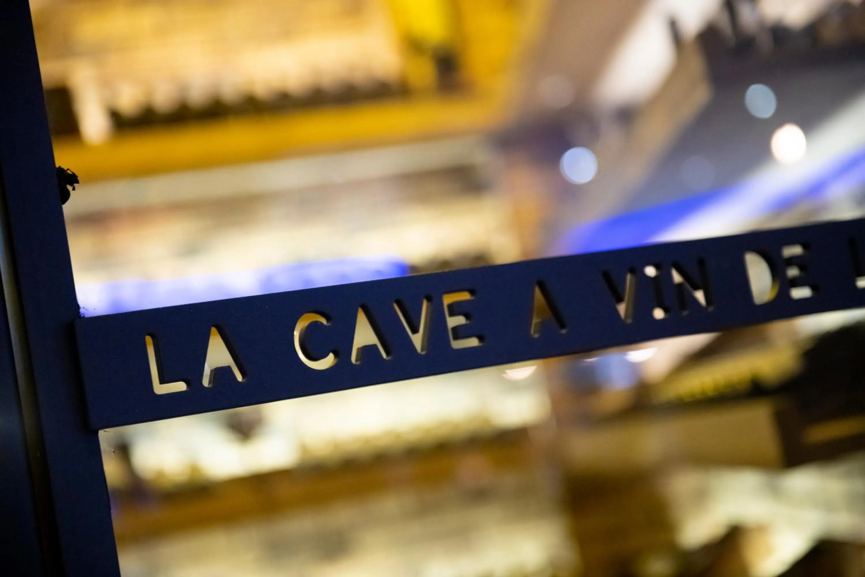 Restaurant/places to eat in Hôtel de la Tour