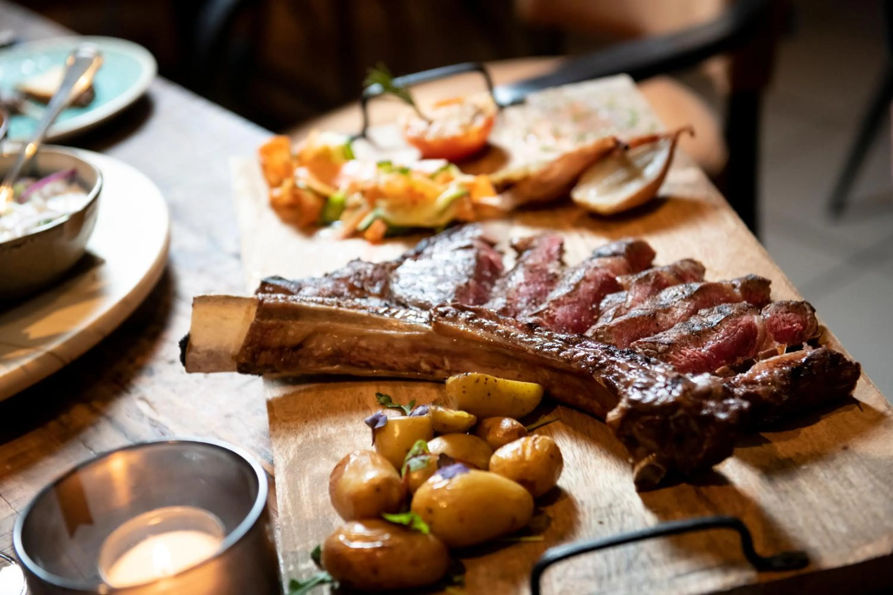 Restaurant/places to eat in Hôtel de la Tour