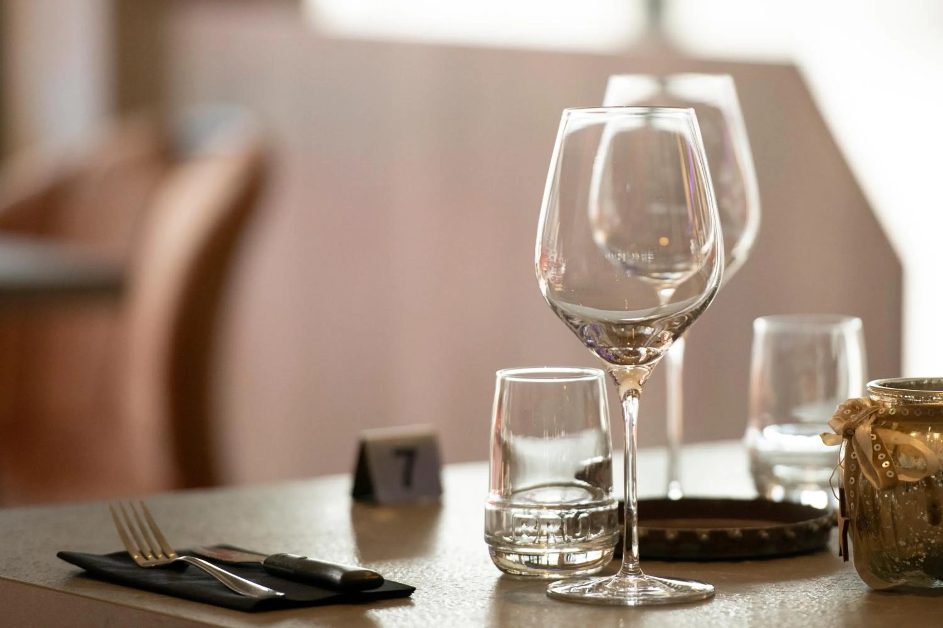 Restaurant/places to eat in Hôtel de la Tour