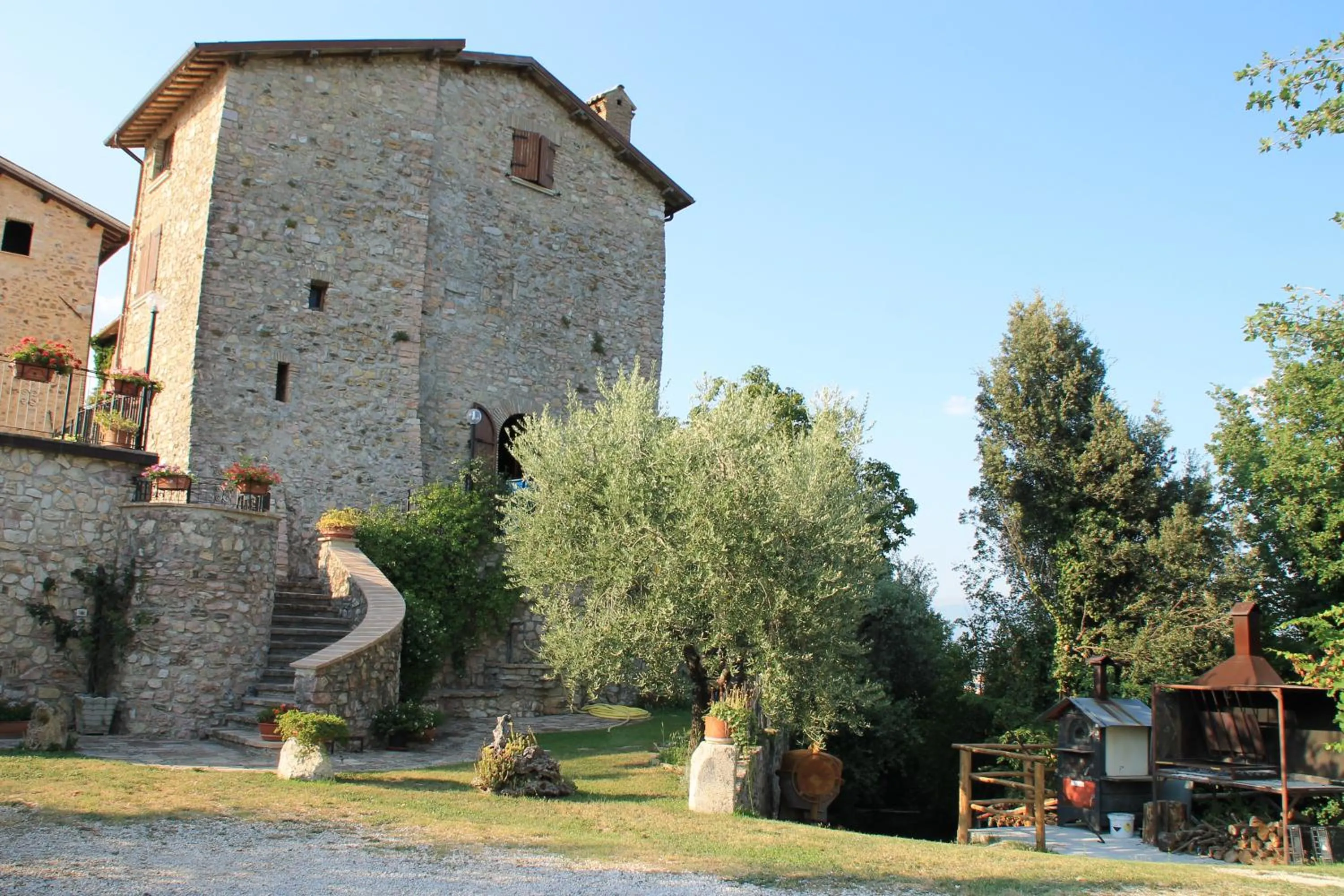 BBQ facilities in Il Castello Di Perchia