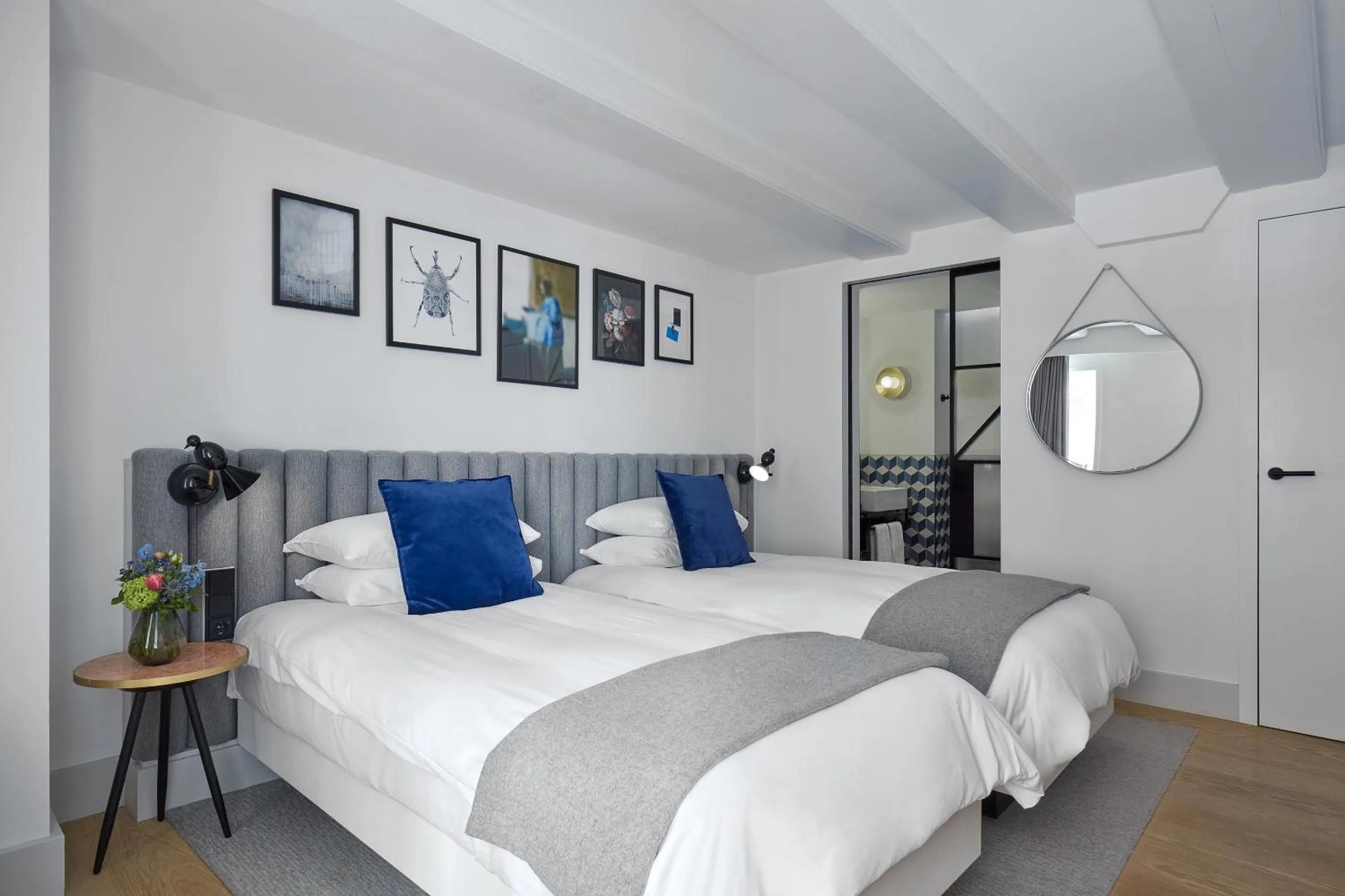 Photo of the whole room, Bed in Kimpton De Witt Amsterdam by IHG