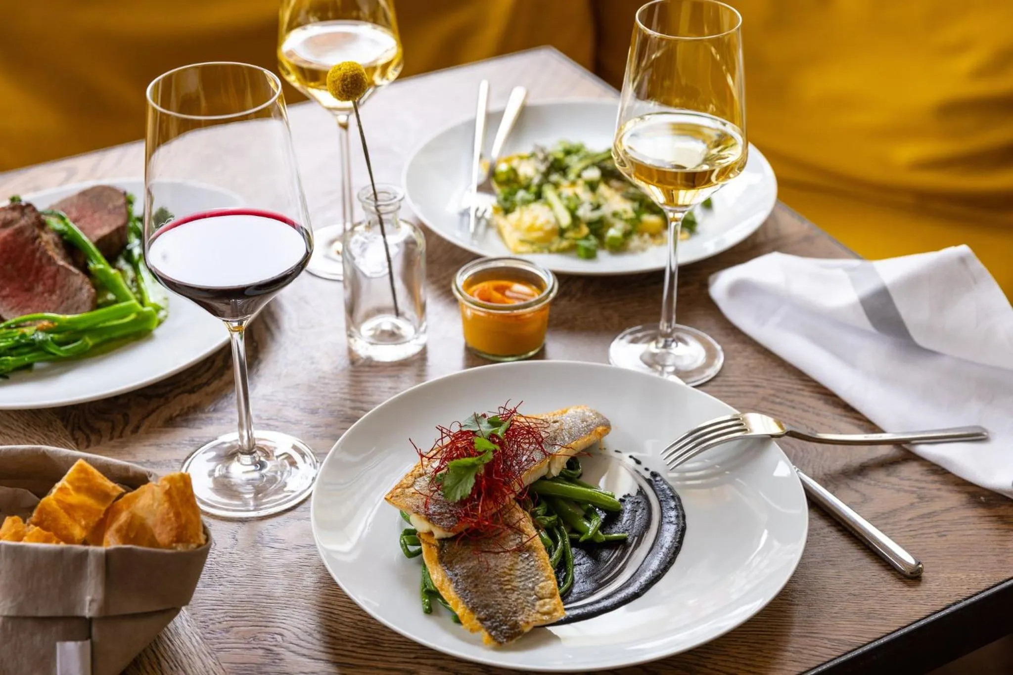 Restaurant/places to eat in Kimpton De Witt Amsterdam by IHG