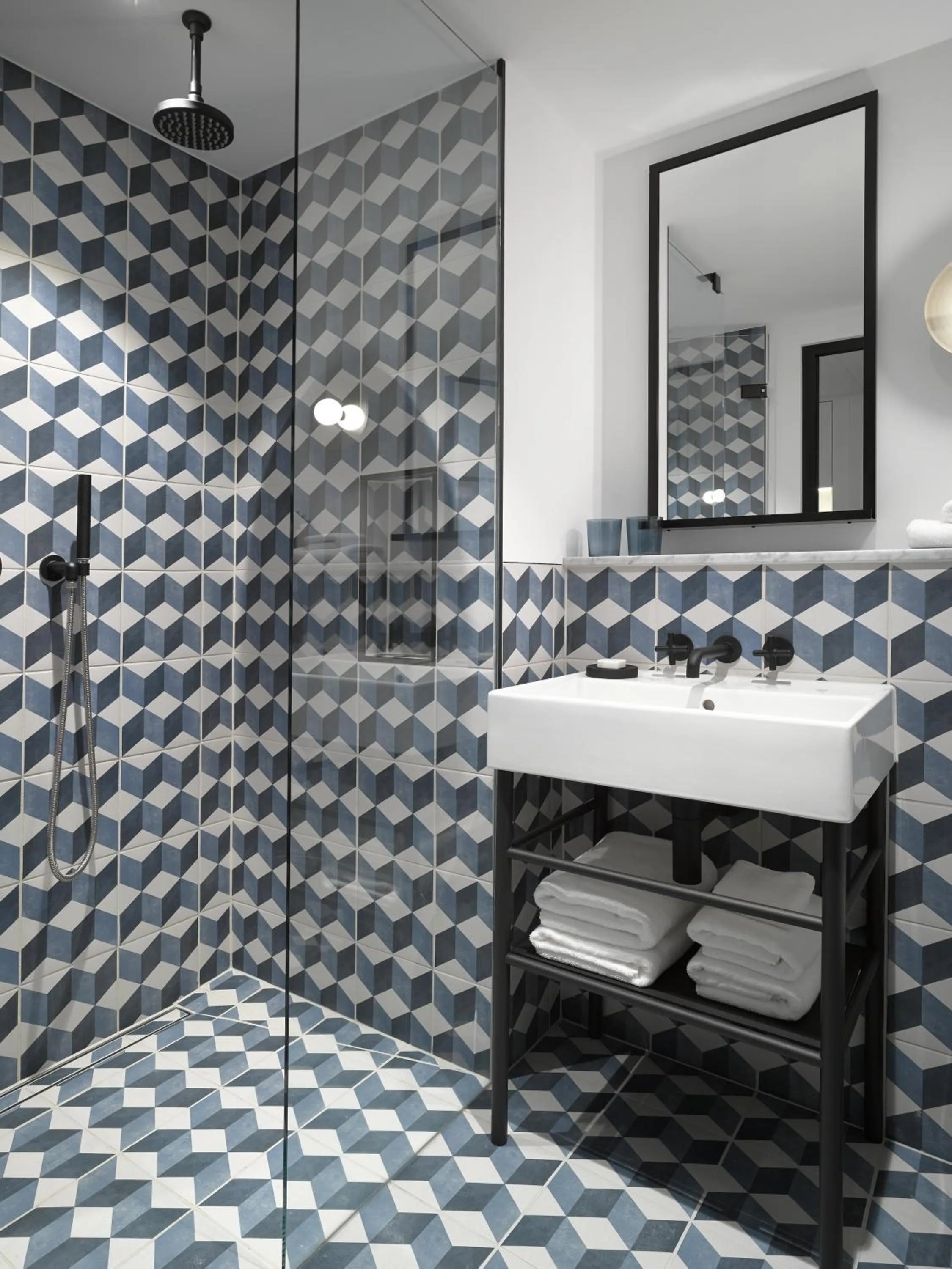 Bathroom in Kimpton De Witt Amsterdam by IHG