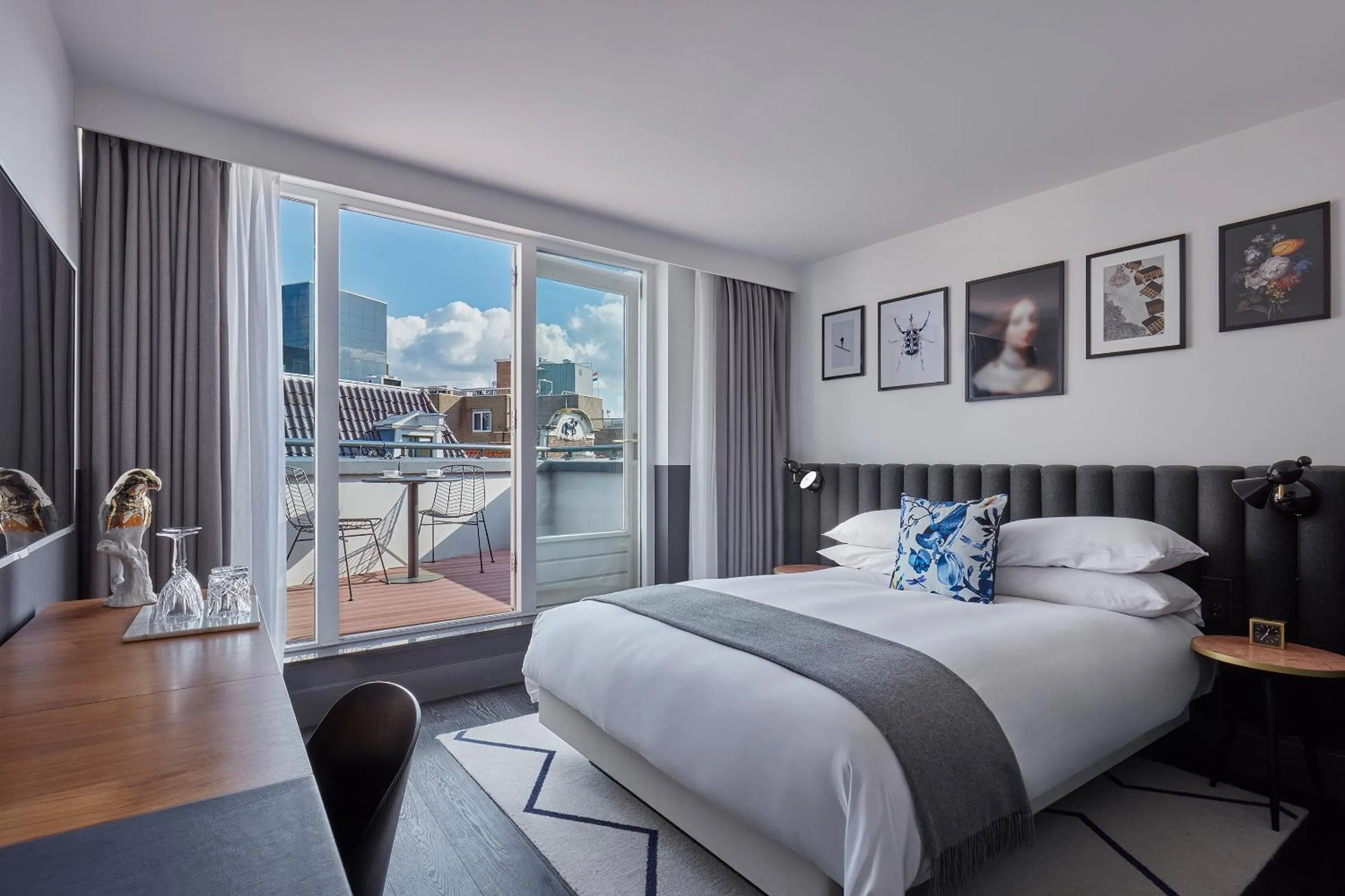 Photo of the whole room, Bed in Kimpton De Witt Amsterdam by IHG