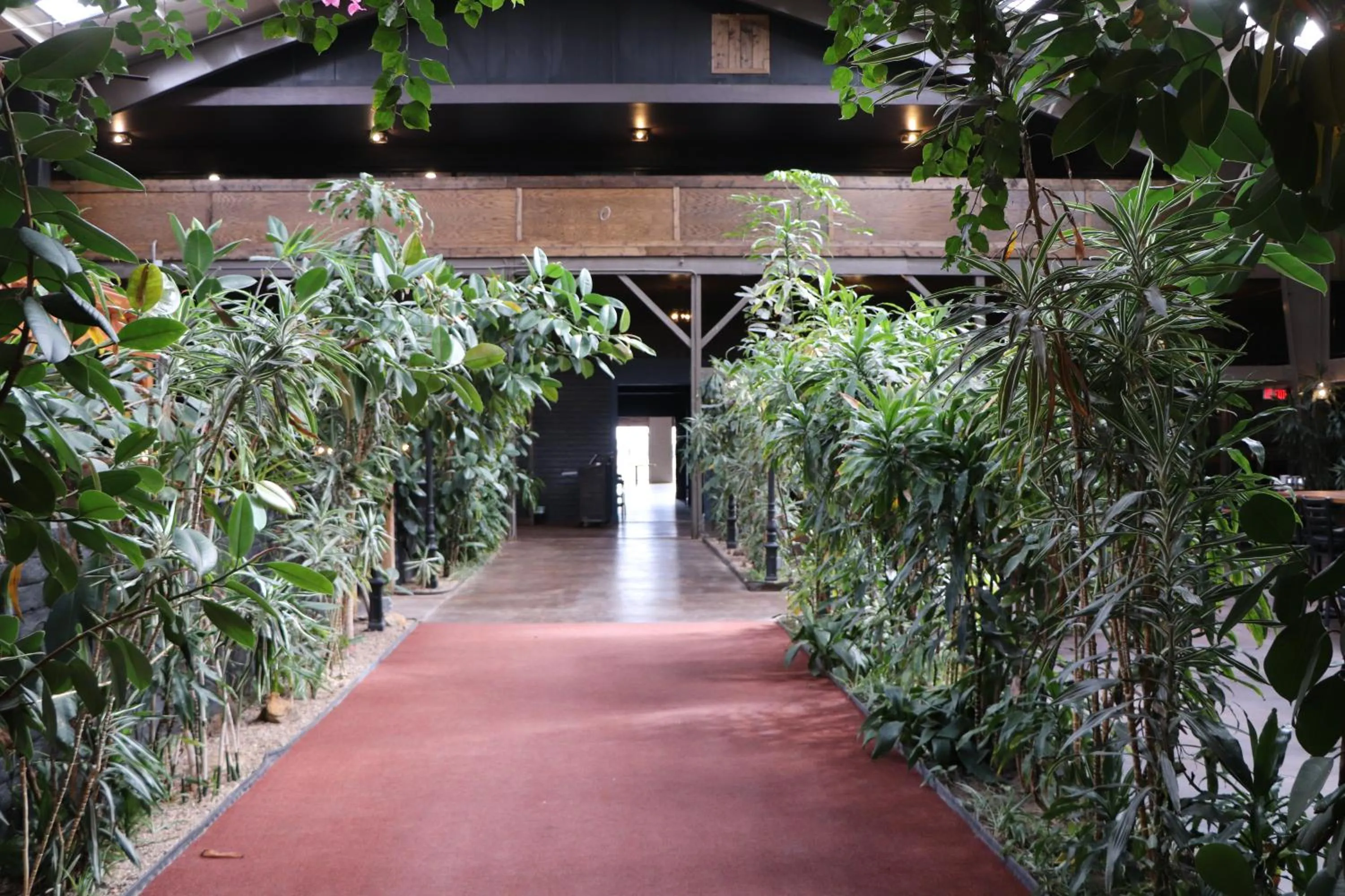 Restaurant/places to eat in Historic Cow Palace Inn