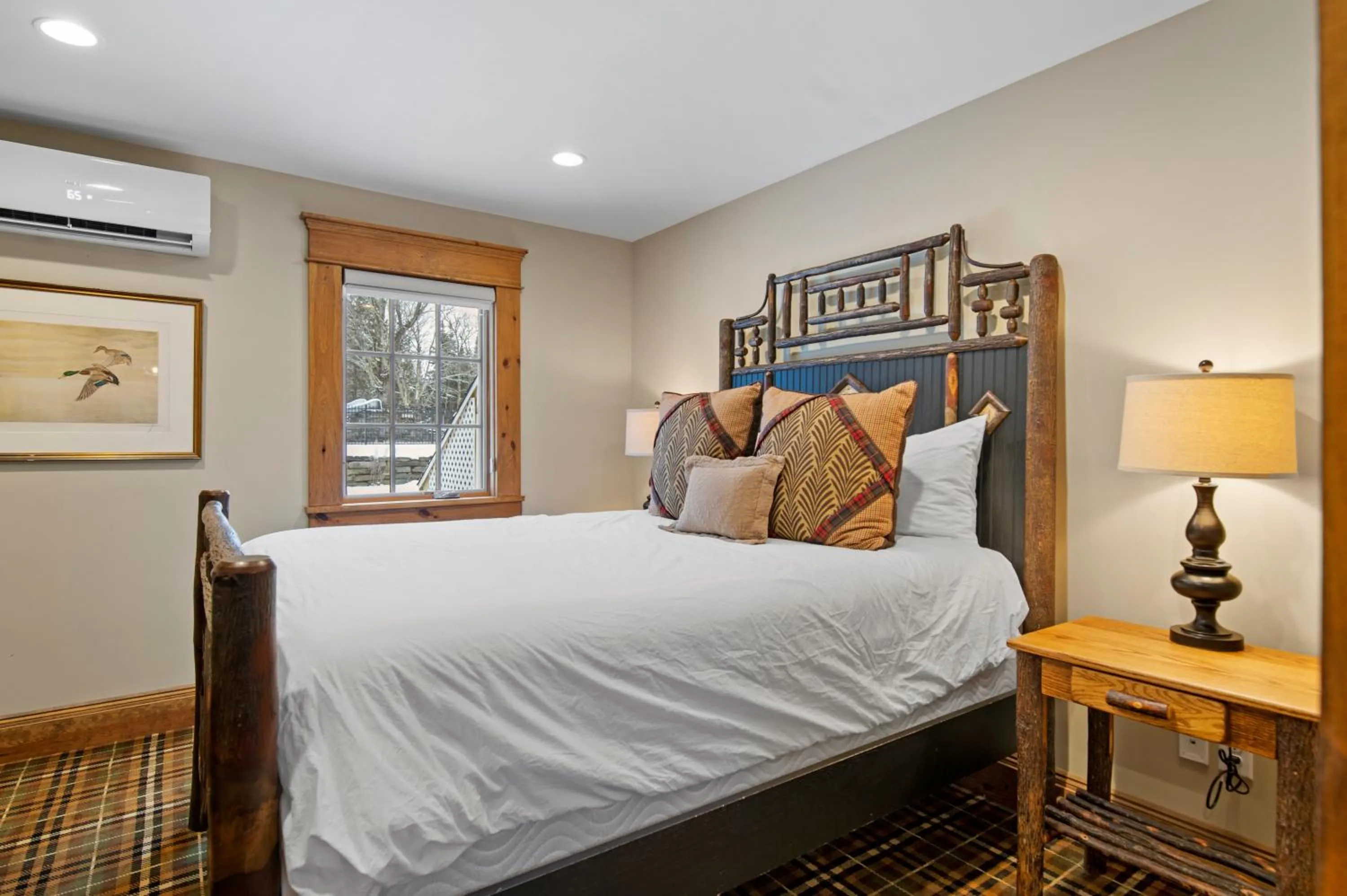 Bed in Brook Bound Inn